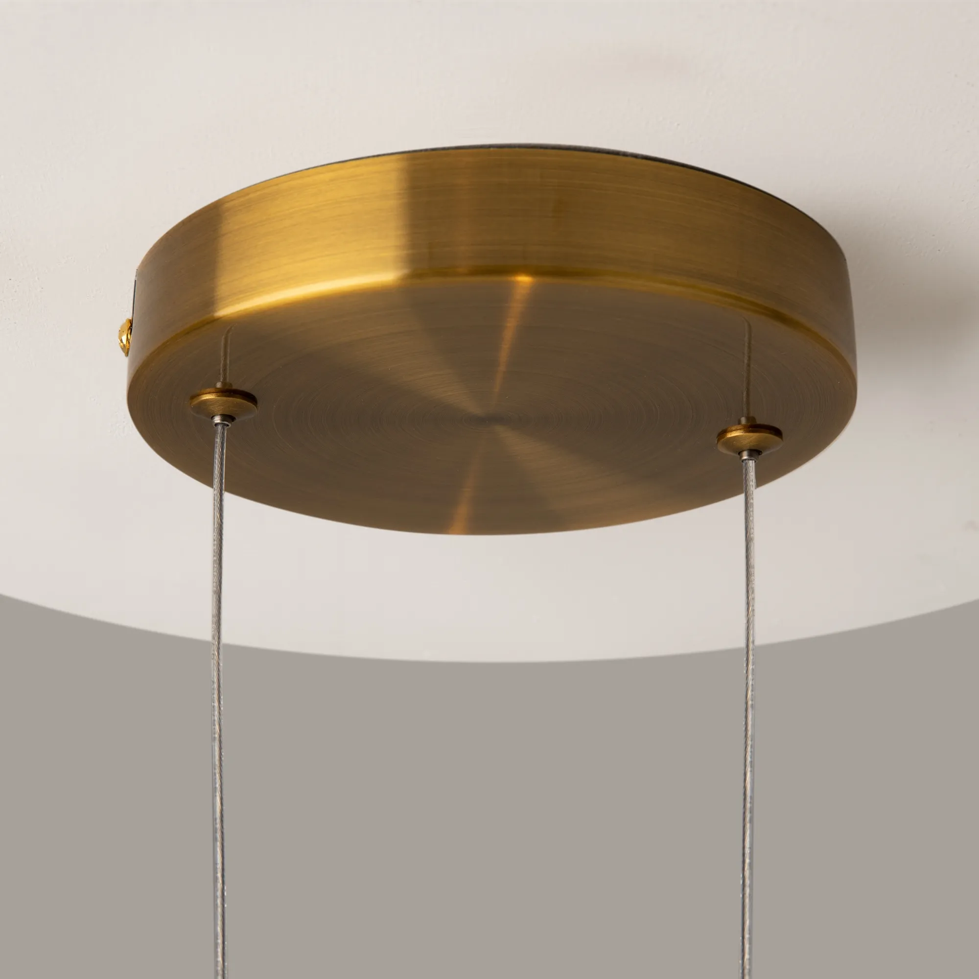 картинка Подвесной светильник Maytoni MOD327PL-L5BS3K