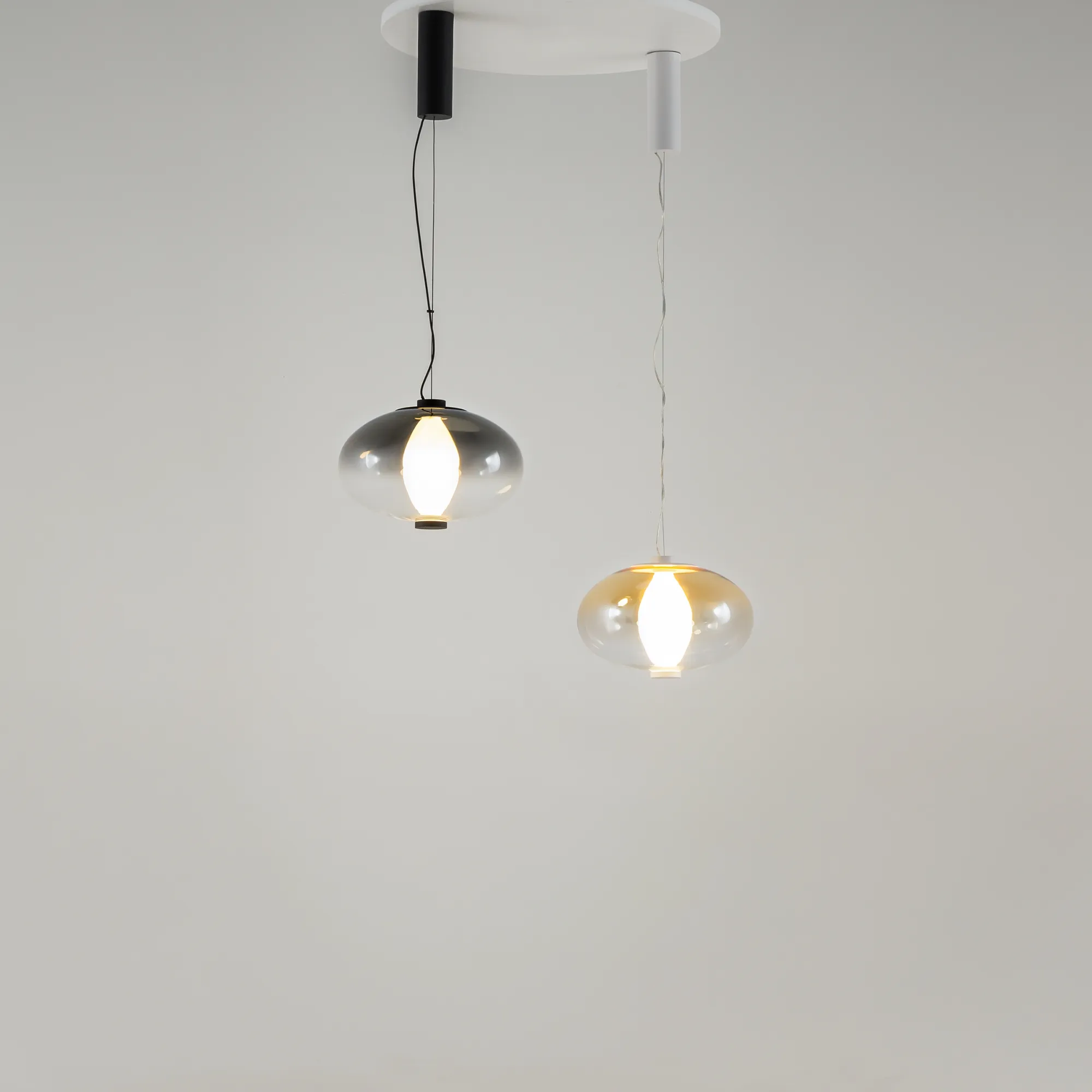 картинка Подвесной светильник Maytoni MOD406PL-L8W3K