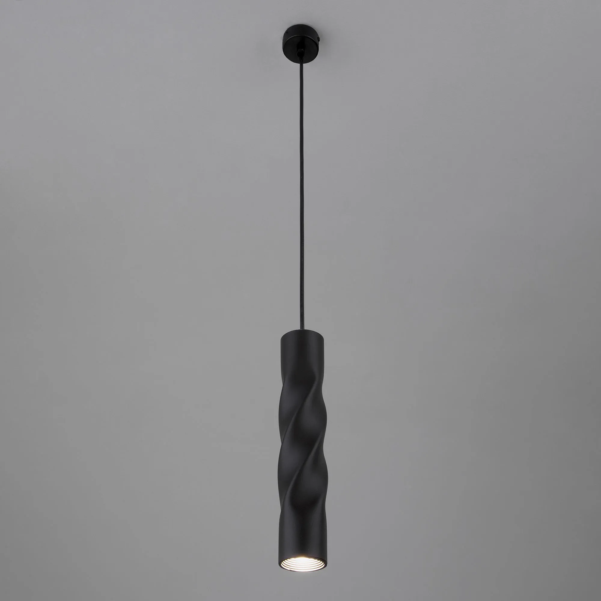 картинка Подвесной LED светильник 50136/1 LED черный