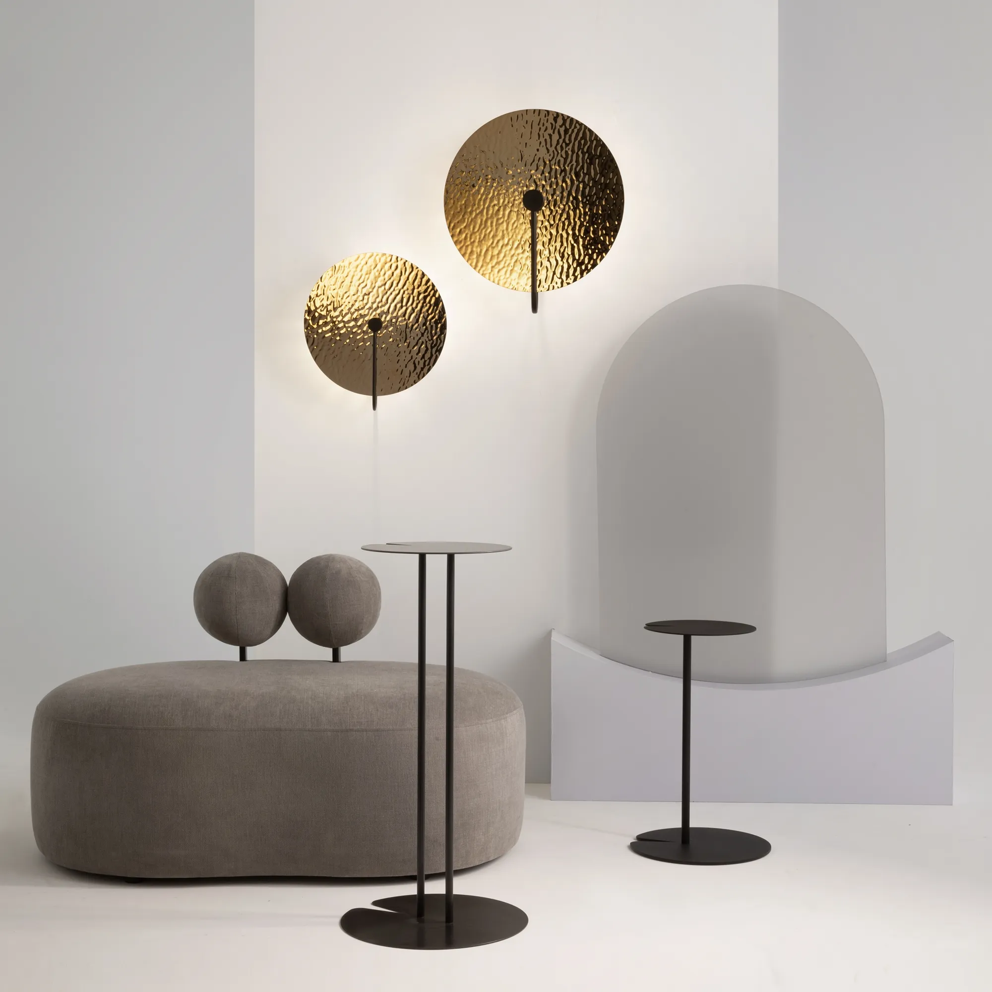 картинка Настенный светильник (бра) Maytoni MOD305WL-03B