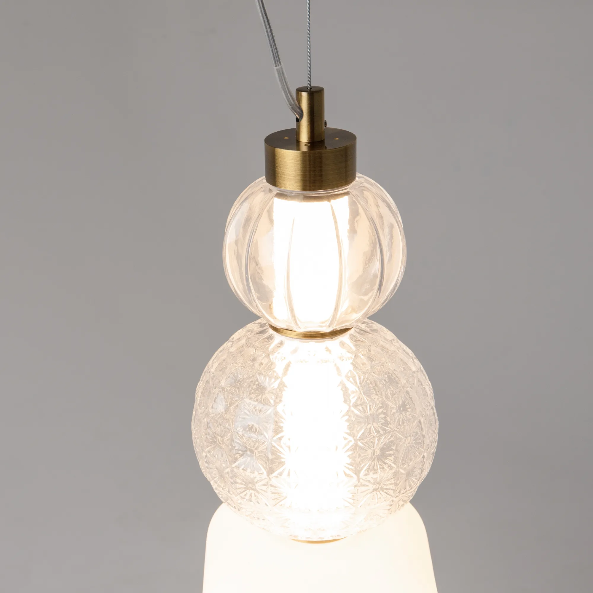 картинка Подвесной светильник Maytoni P069PL-L35G3K