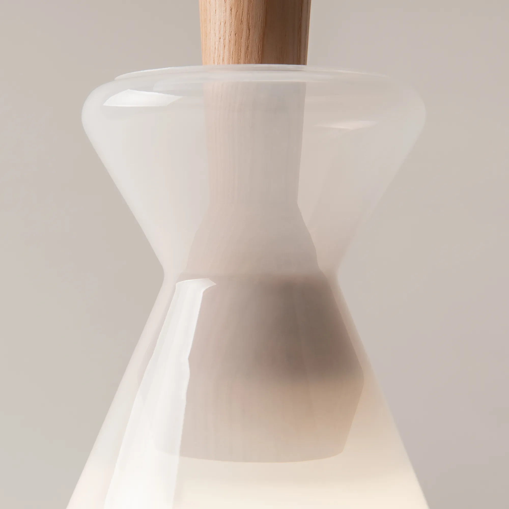 картинка Подвесной светильник Maytoni MOD405PL-01W2