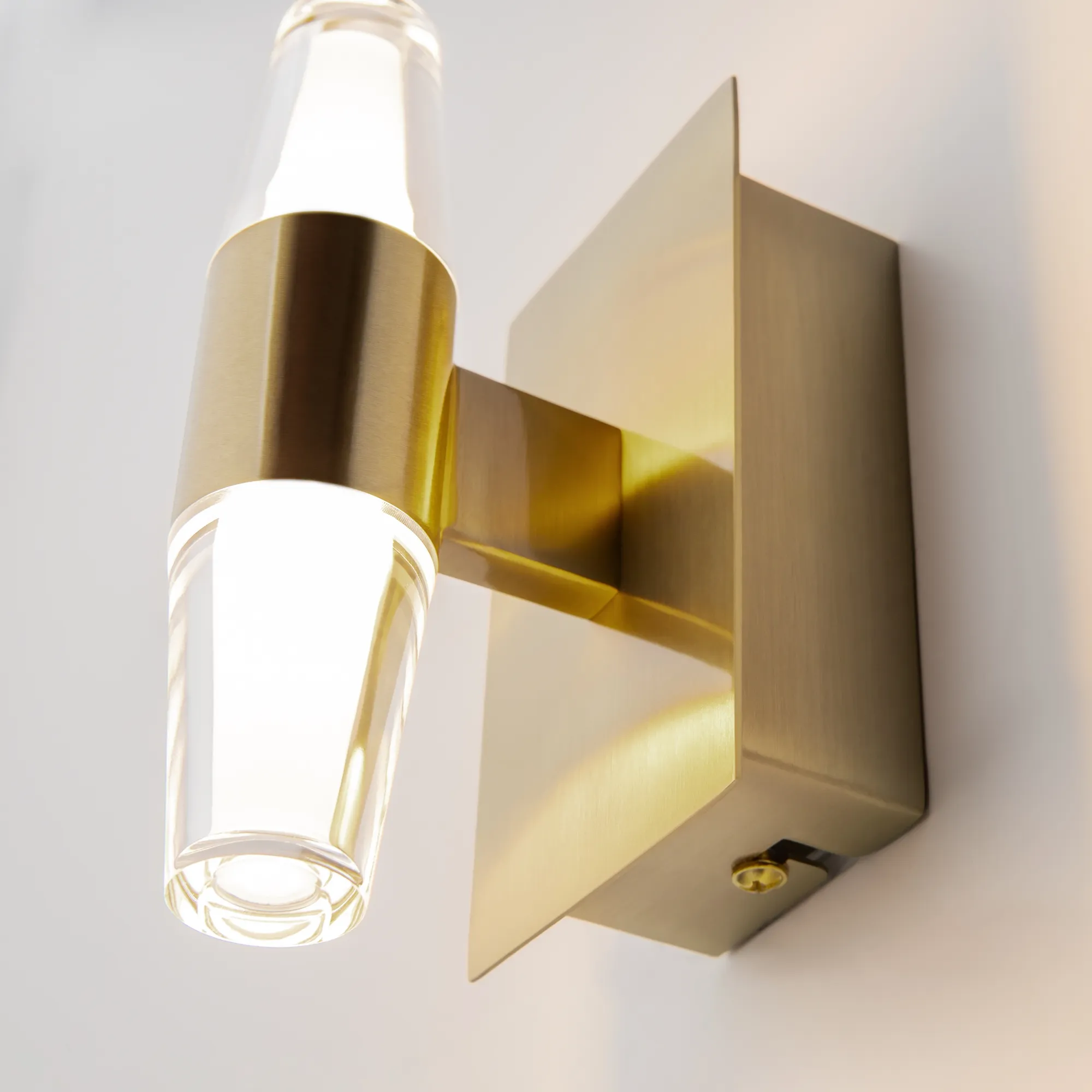 картинка Настенный светильник (бра) Maytoni MOD401WL-L6BS3K