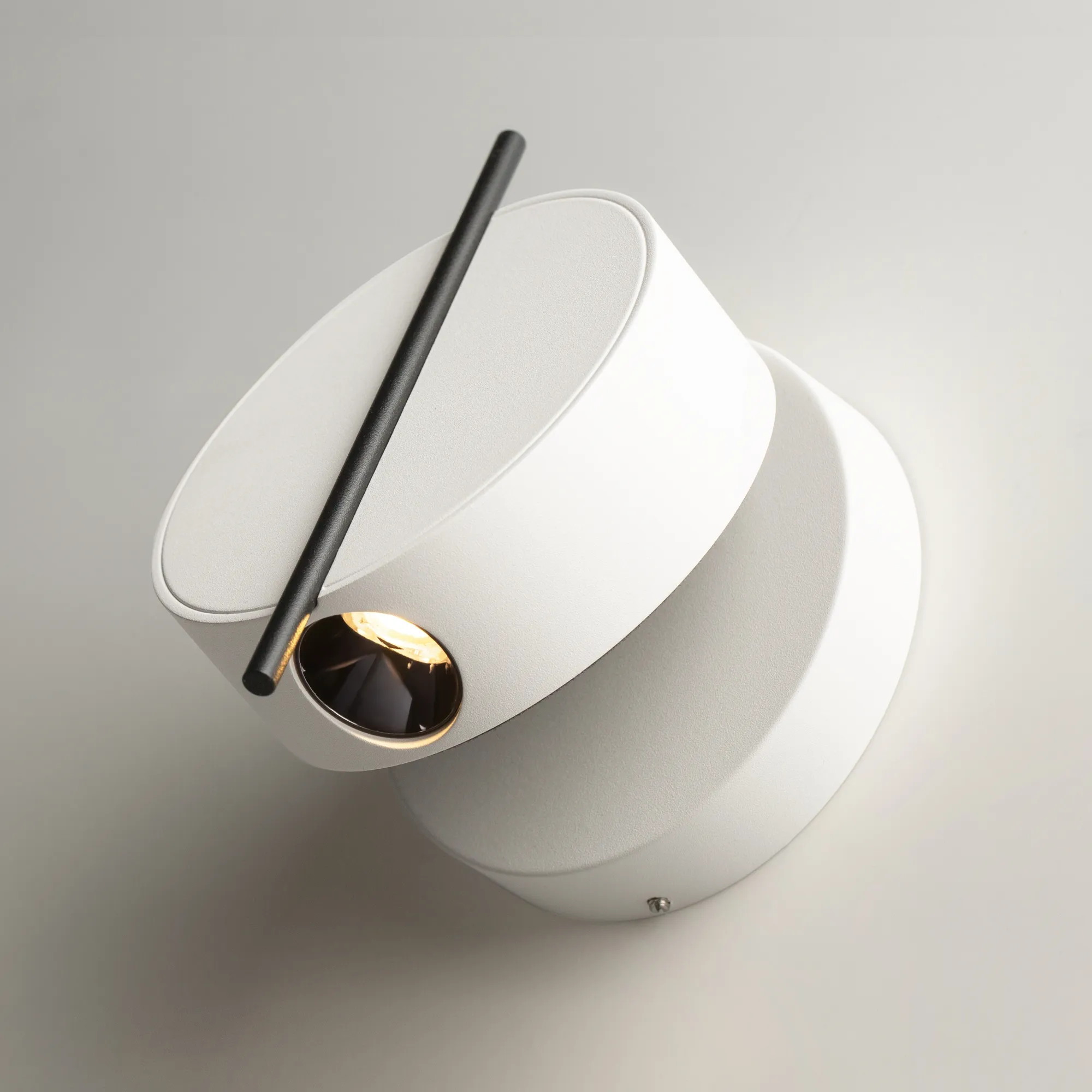 картинка Настенный светильник (бра) Maytoni MOD180WL-L4W3K