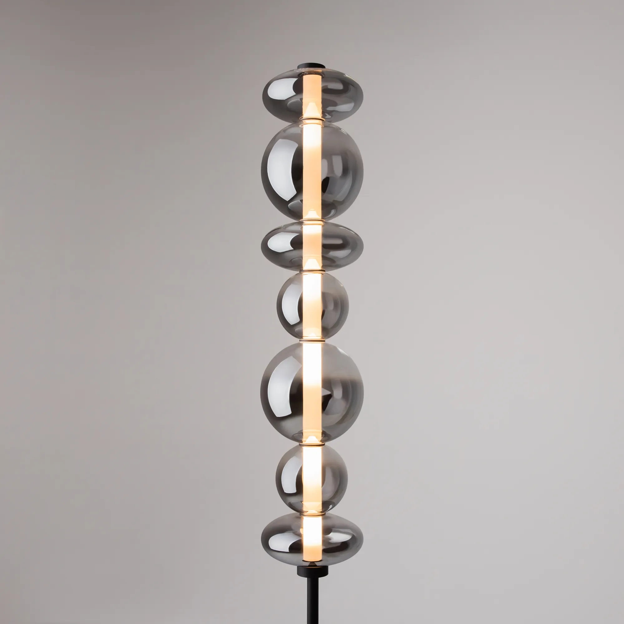 картинка Напольный светильник (торшер) Maytoni MOD307FL-L40B3K