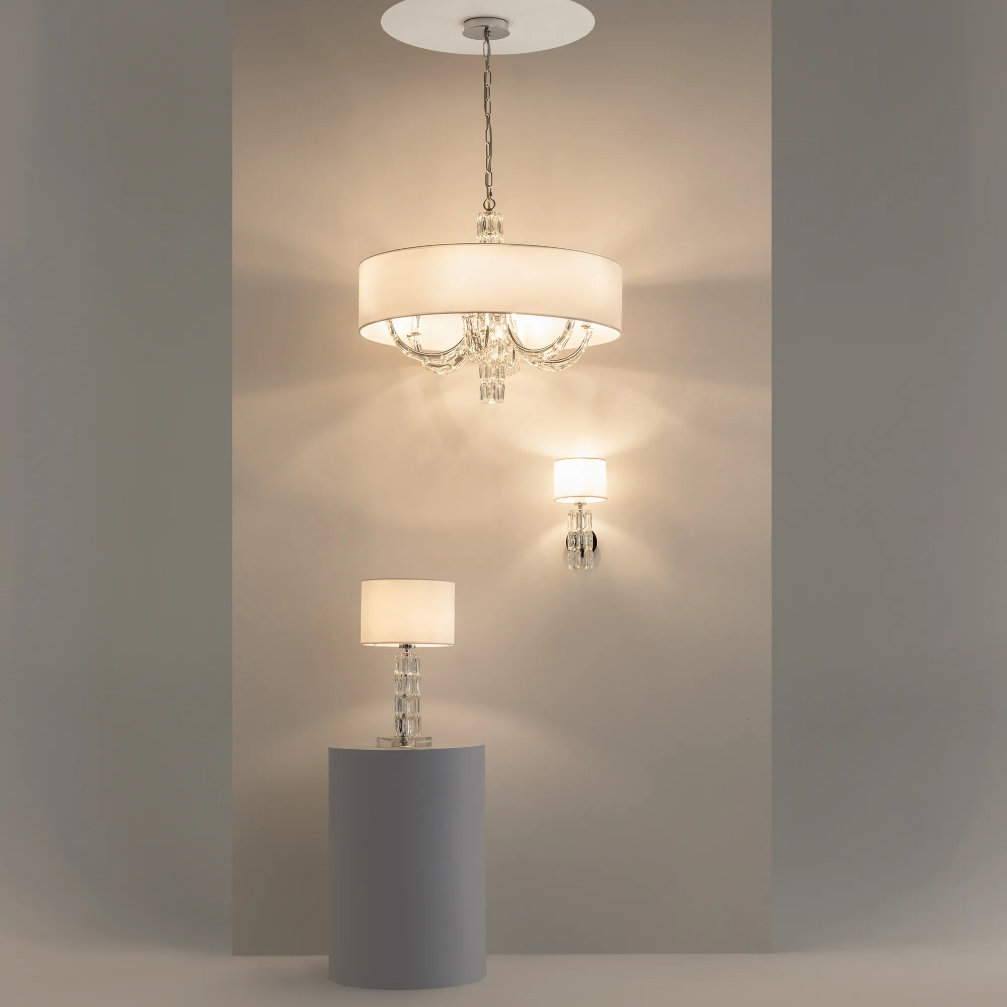 картинка Настенный светильник (бра) Maytoni DIA008WL-01CH