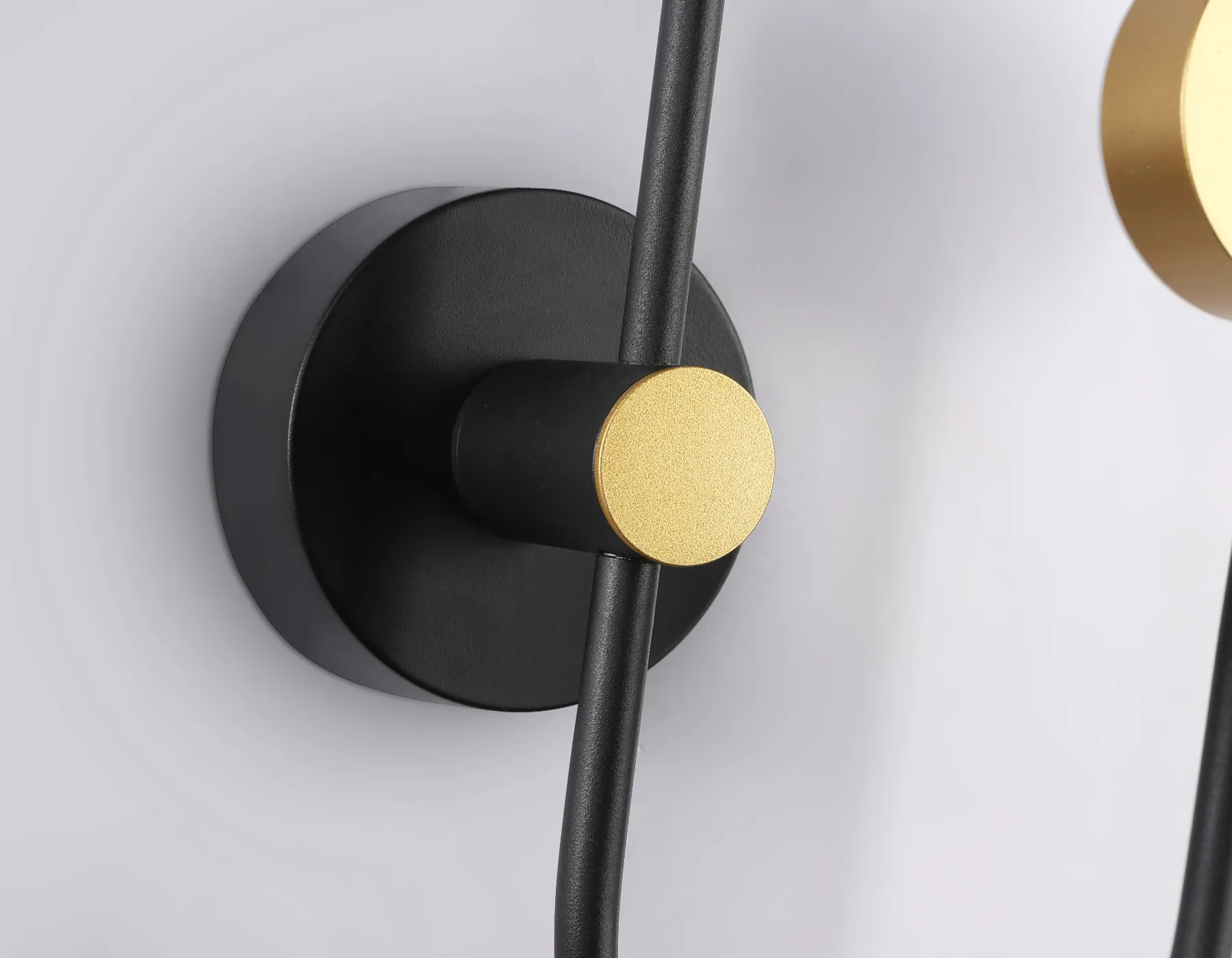 картинка Настенный светодиодный светильник со сменной лампой  FL51602