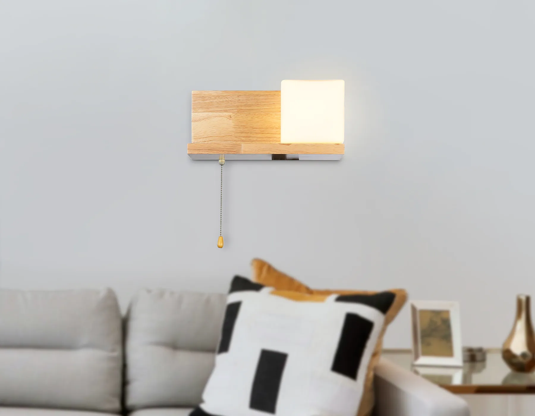 картинка Настенный светильник с выключателем TR83123