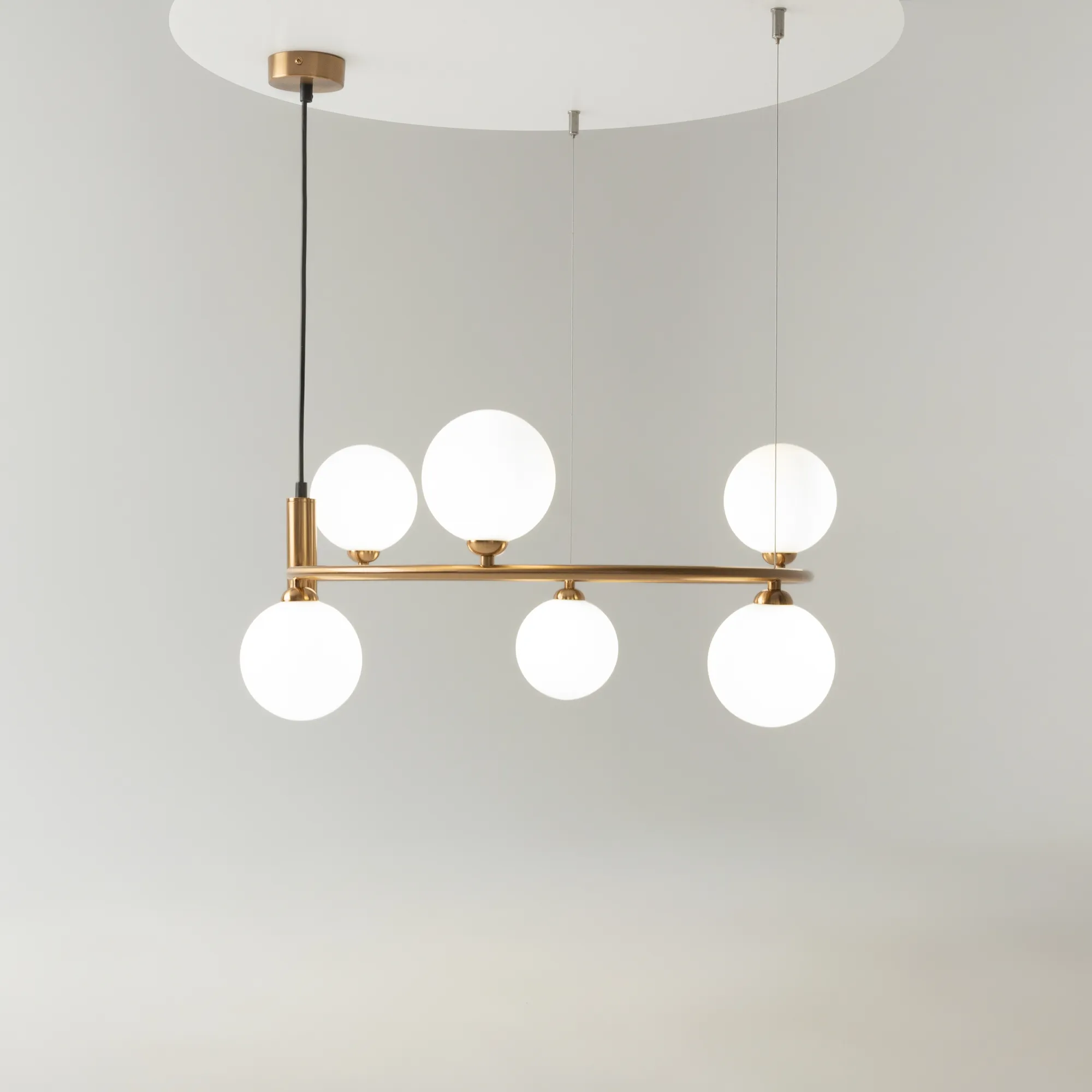 картинка Подвесной светильник Maytoni MOD013PL-06BS1