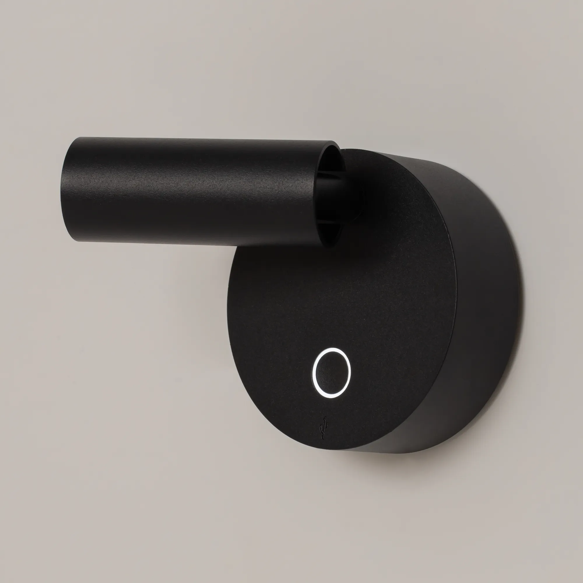 картинка Настенный светильник (бра) Technical C079WL-L3B3K