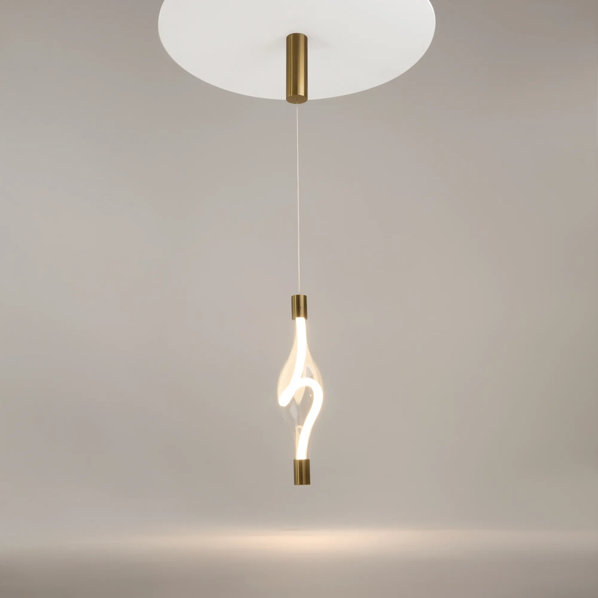 картинка Подвесной светильник Maytoni MOD290PL-L14BS3K