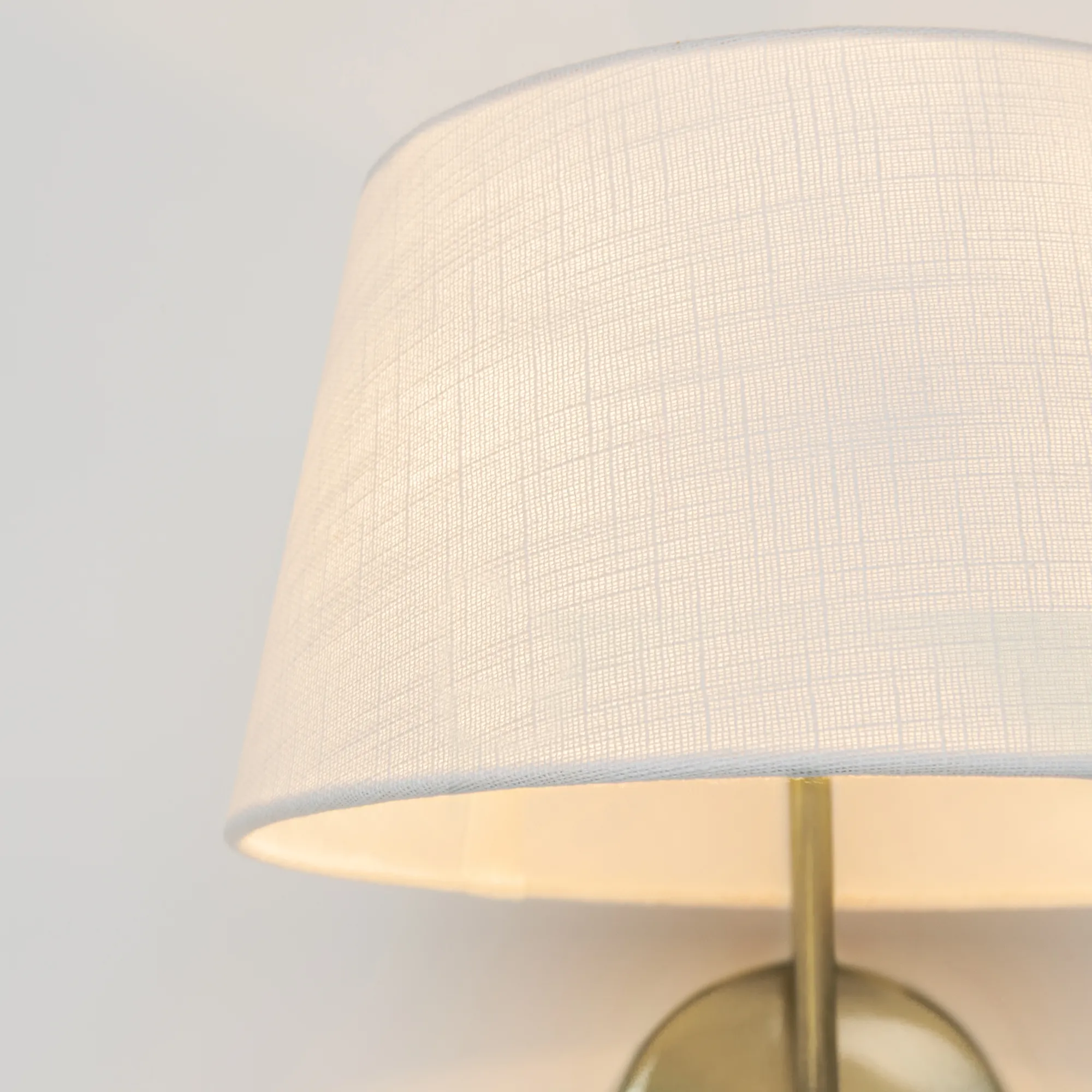 картинка Настенный светильник (бра) Maytoni MOD360WL-01BS