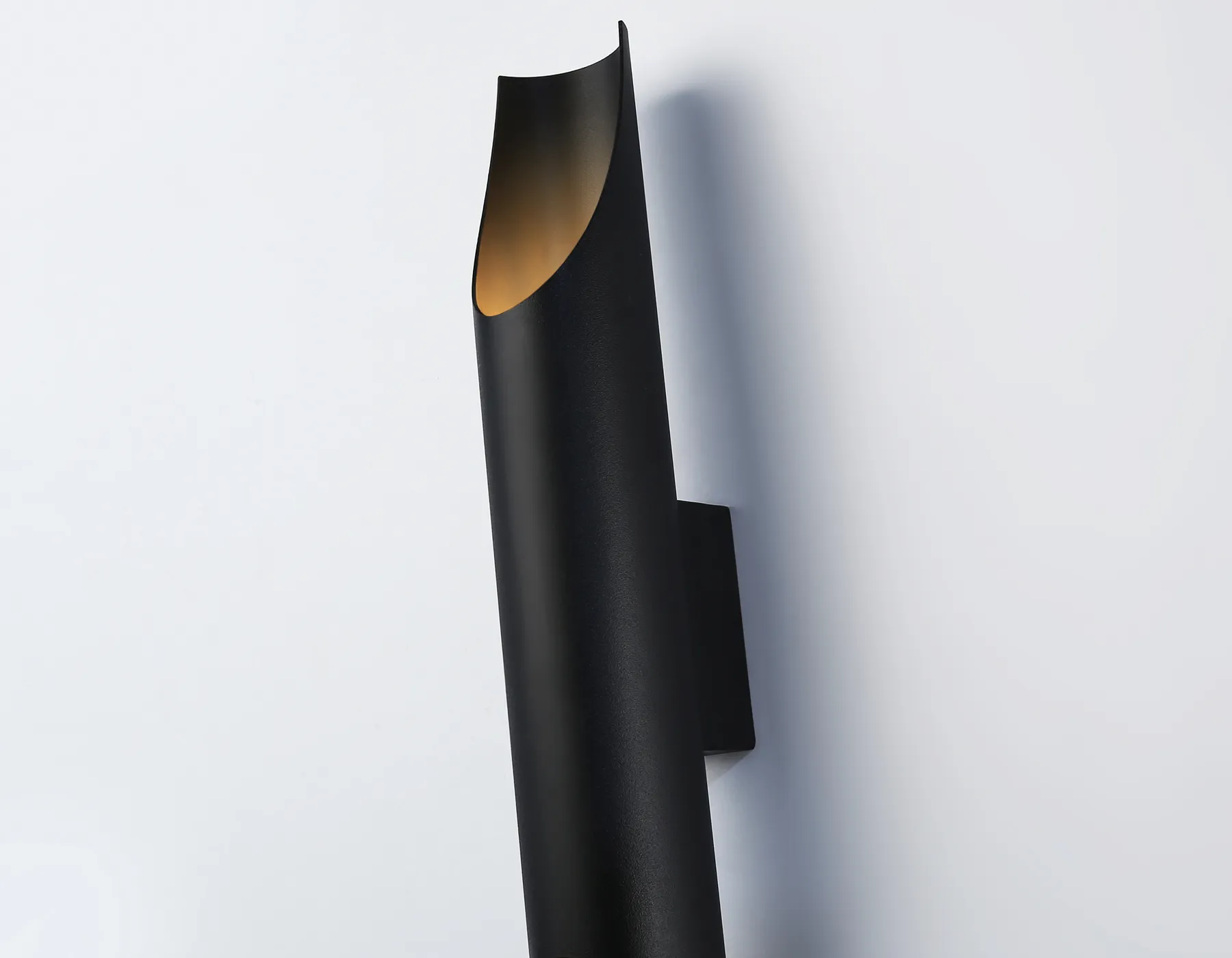 картинка Светильник настенный со сменной лампой E27 TN5152