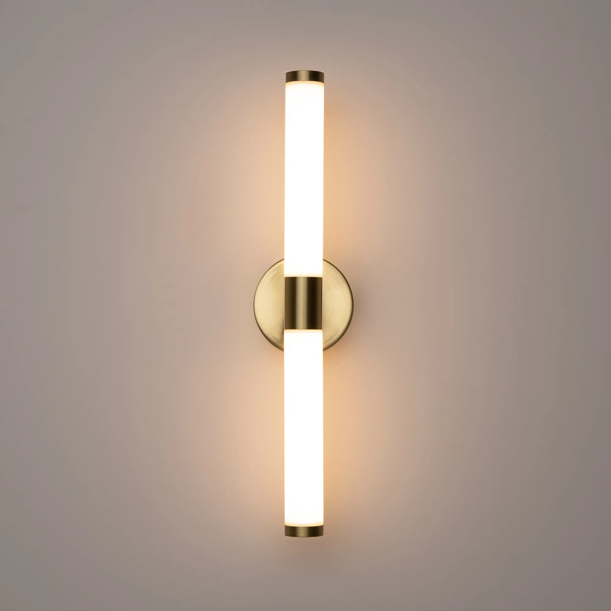 картинка Настенный светильник (бра) Maytoni MOD106WL-L10G3K