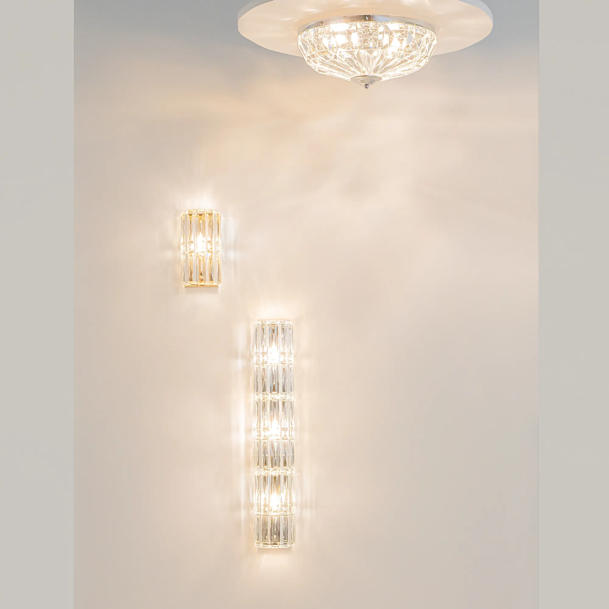 картинка Настенный светильник (бра) Maytoni MOD094WL-01G