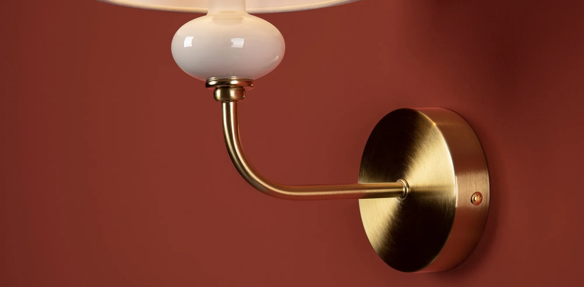 картинка Настенный светильник (бра) Freya FR2038WL-01BS