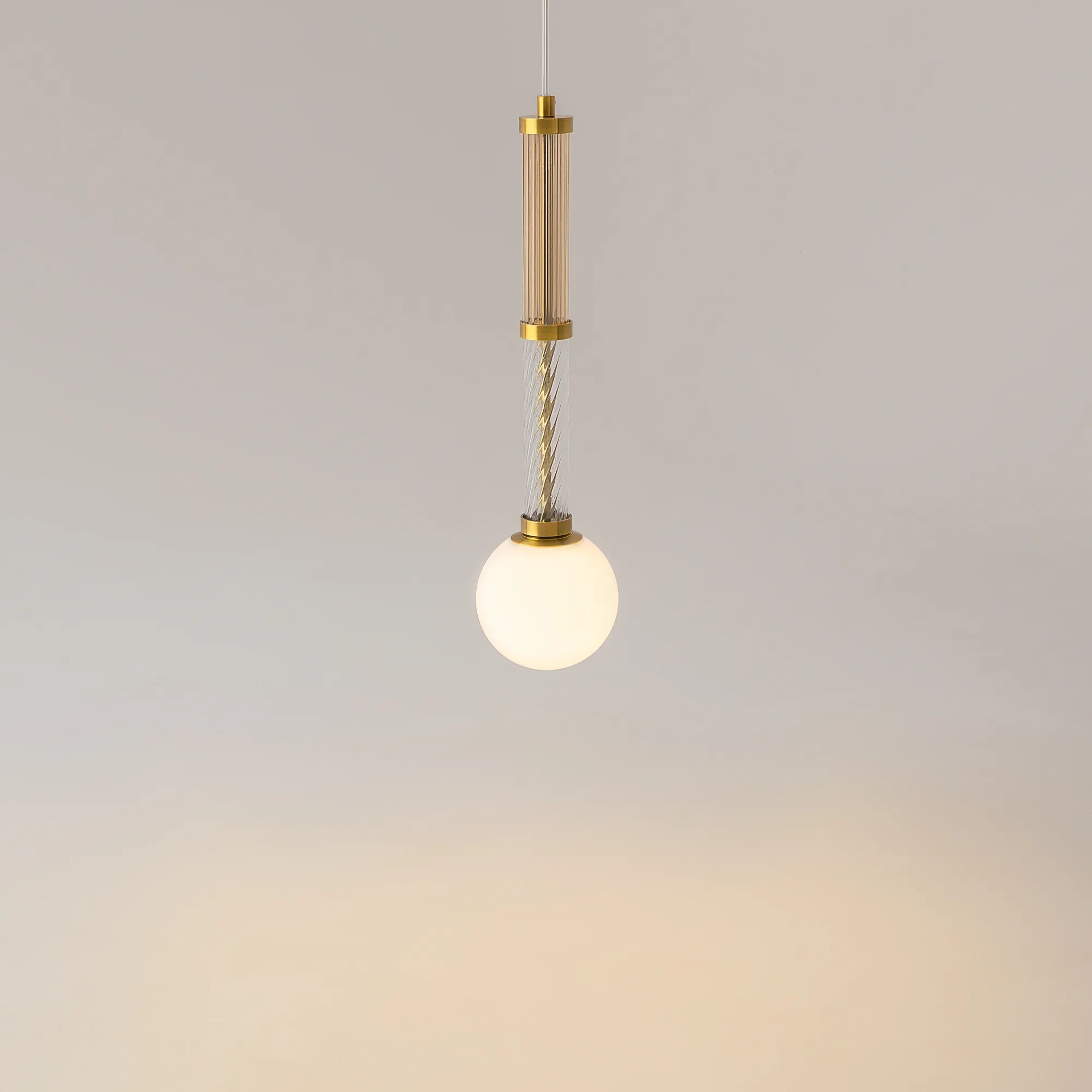 картинка Подвесной светильник Maytoni MOD287PL-01BS