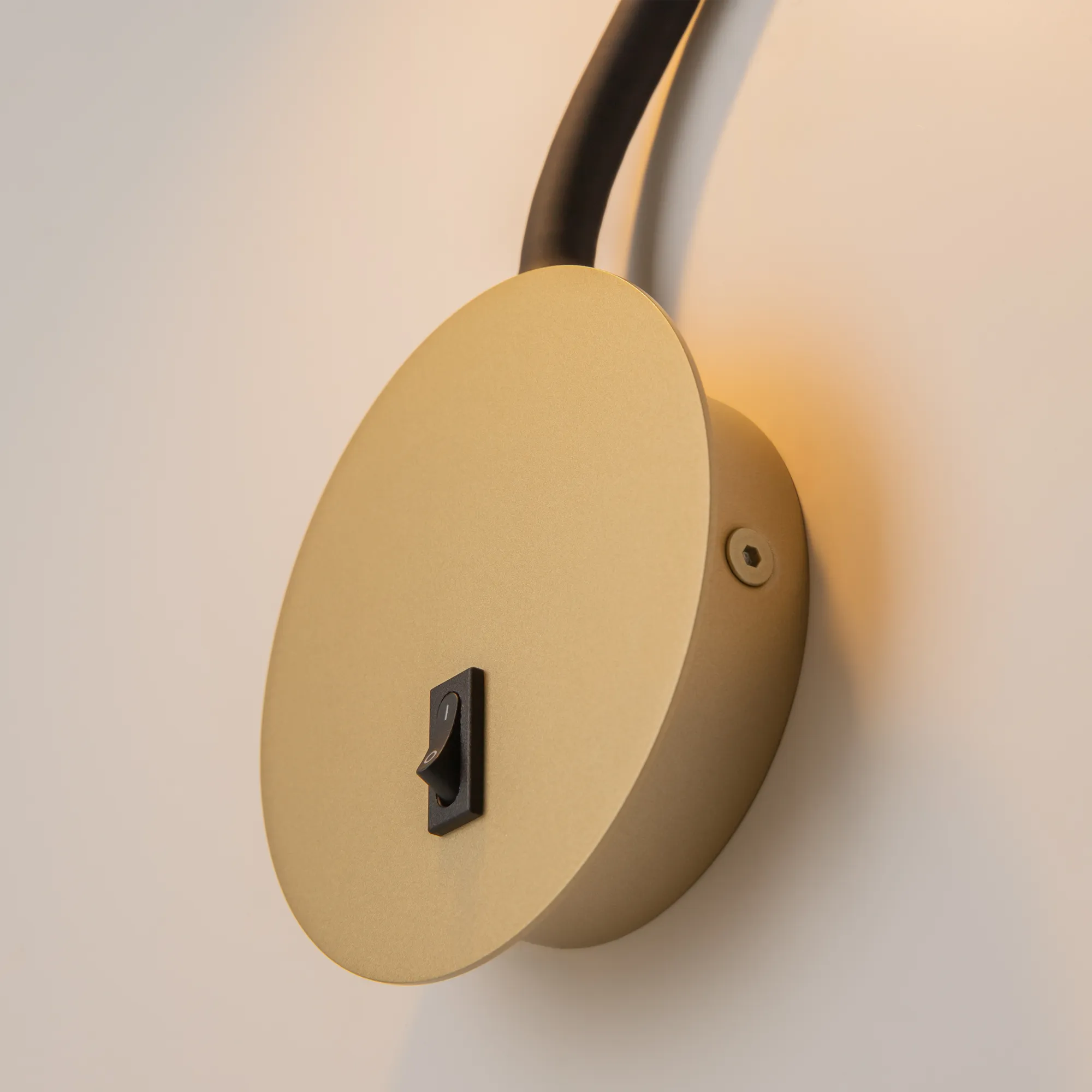 картинка Настенный светильник (бра) Technical C035WL-L3MG3K