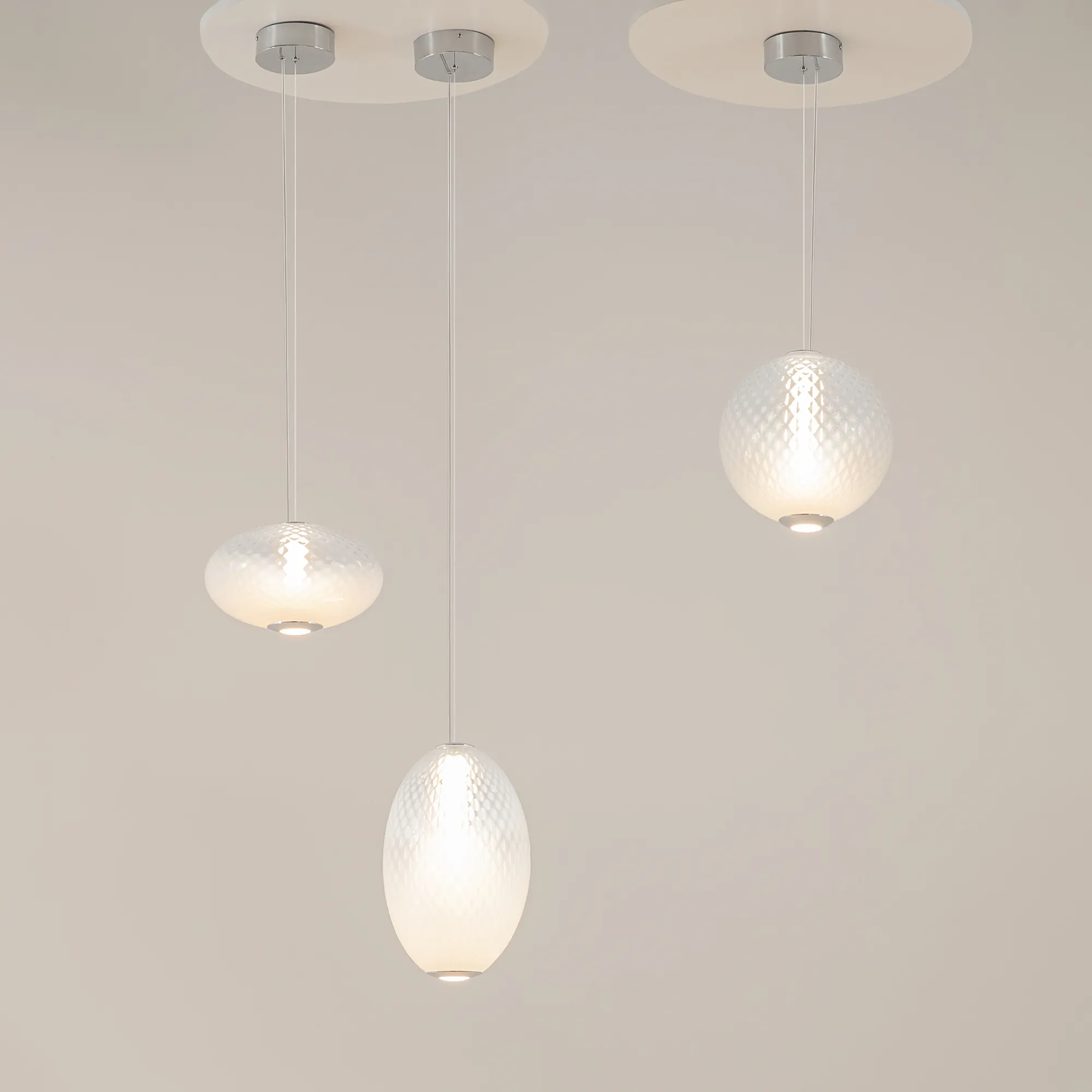 картинка Подвесной светильник Maytoni MOD397PL-L15CH3K