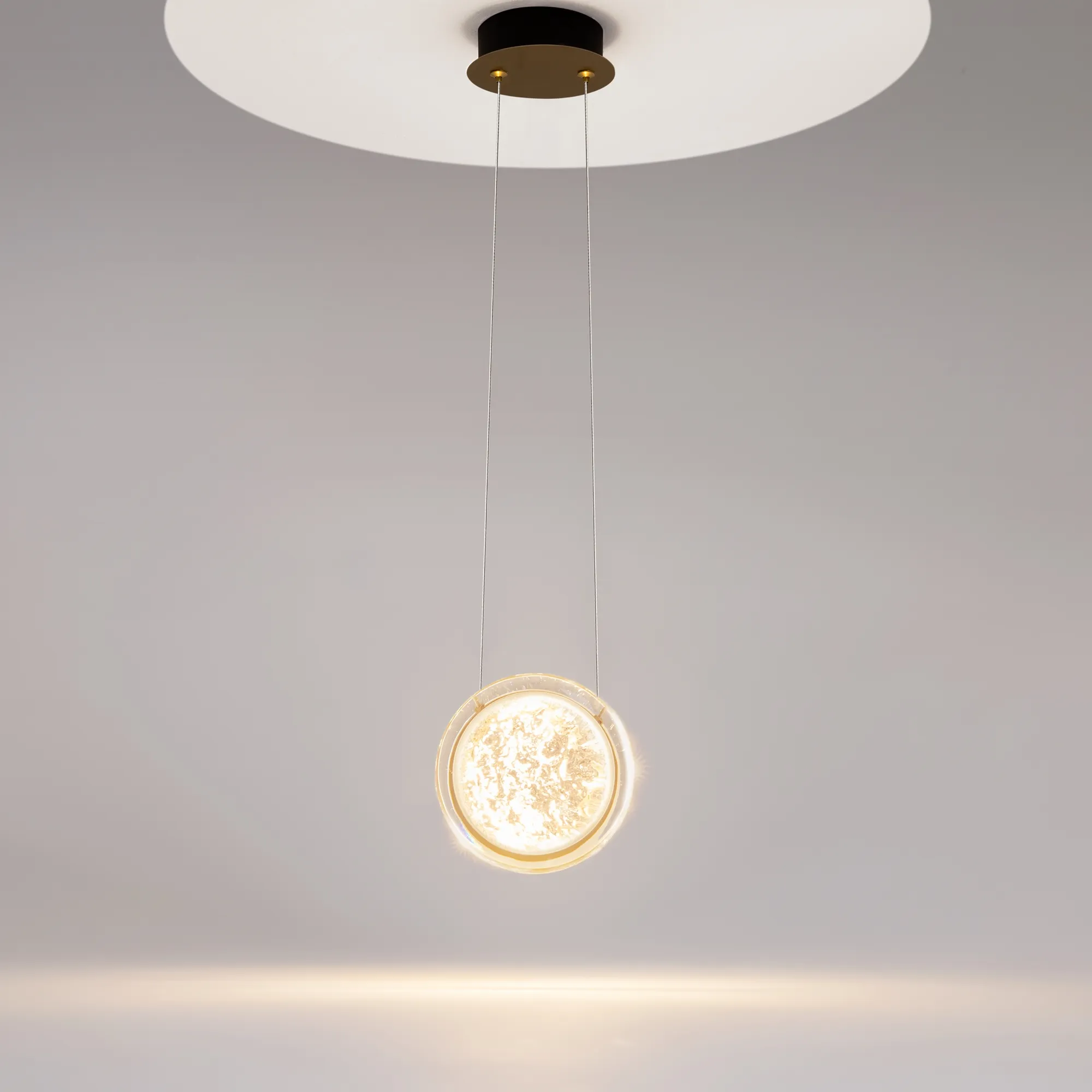 картинка Подвесной светильник Maytoni MOD361PL-L7BS3K1