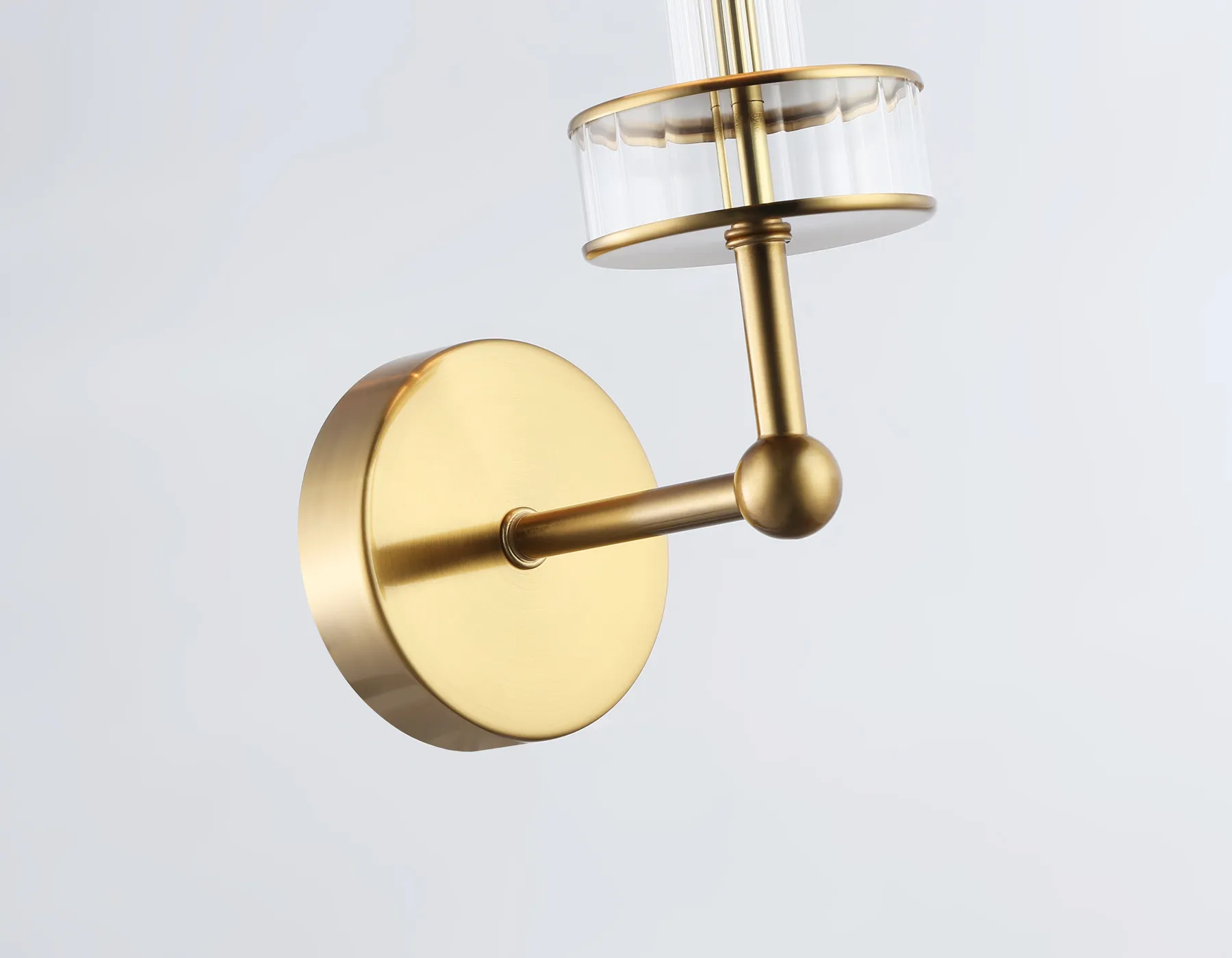 картинка Настенный светильник с абажуром и хрусталем LH71025