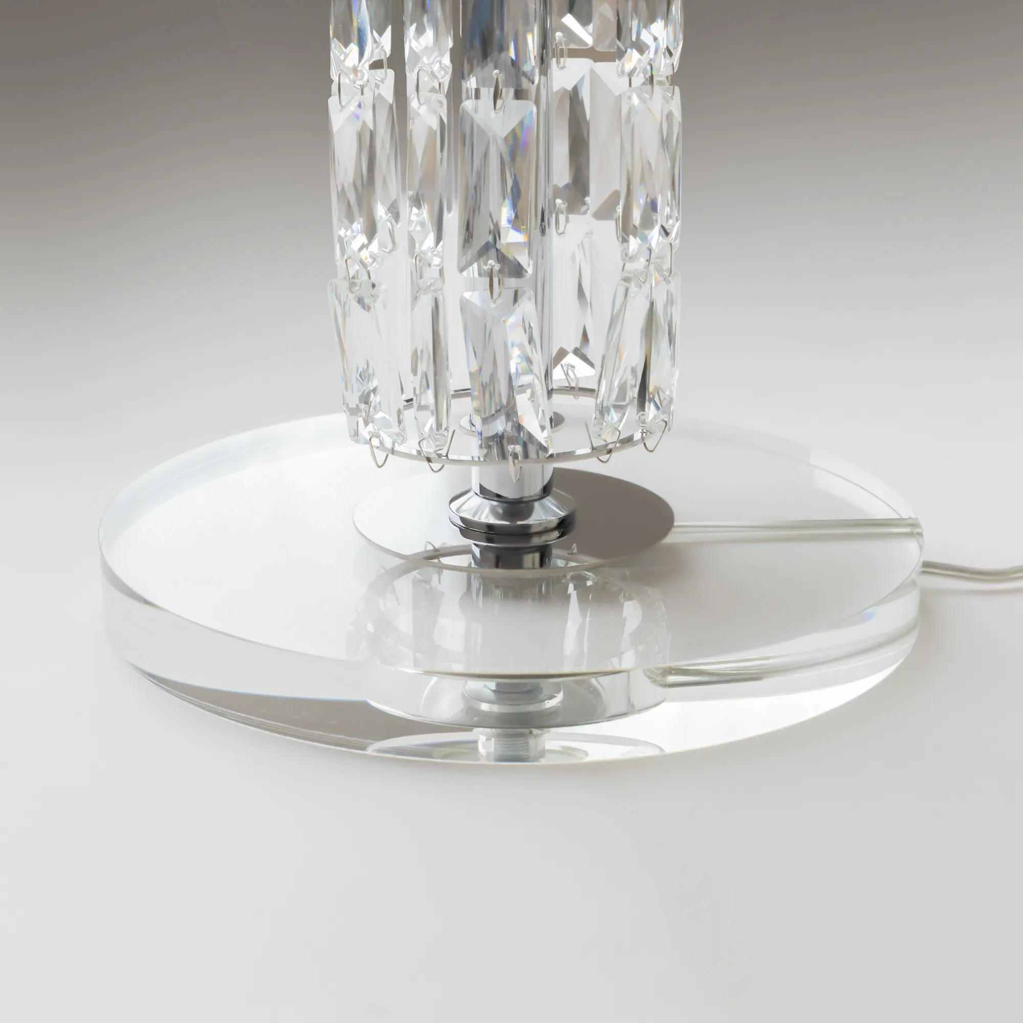 картинка Напольный светильник (торшер) Maytoni DIA008FL-01CH