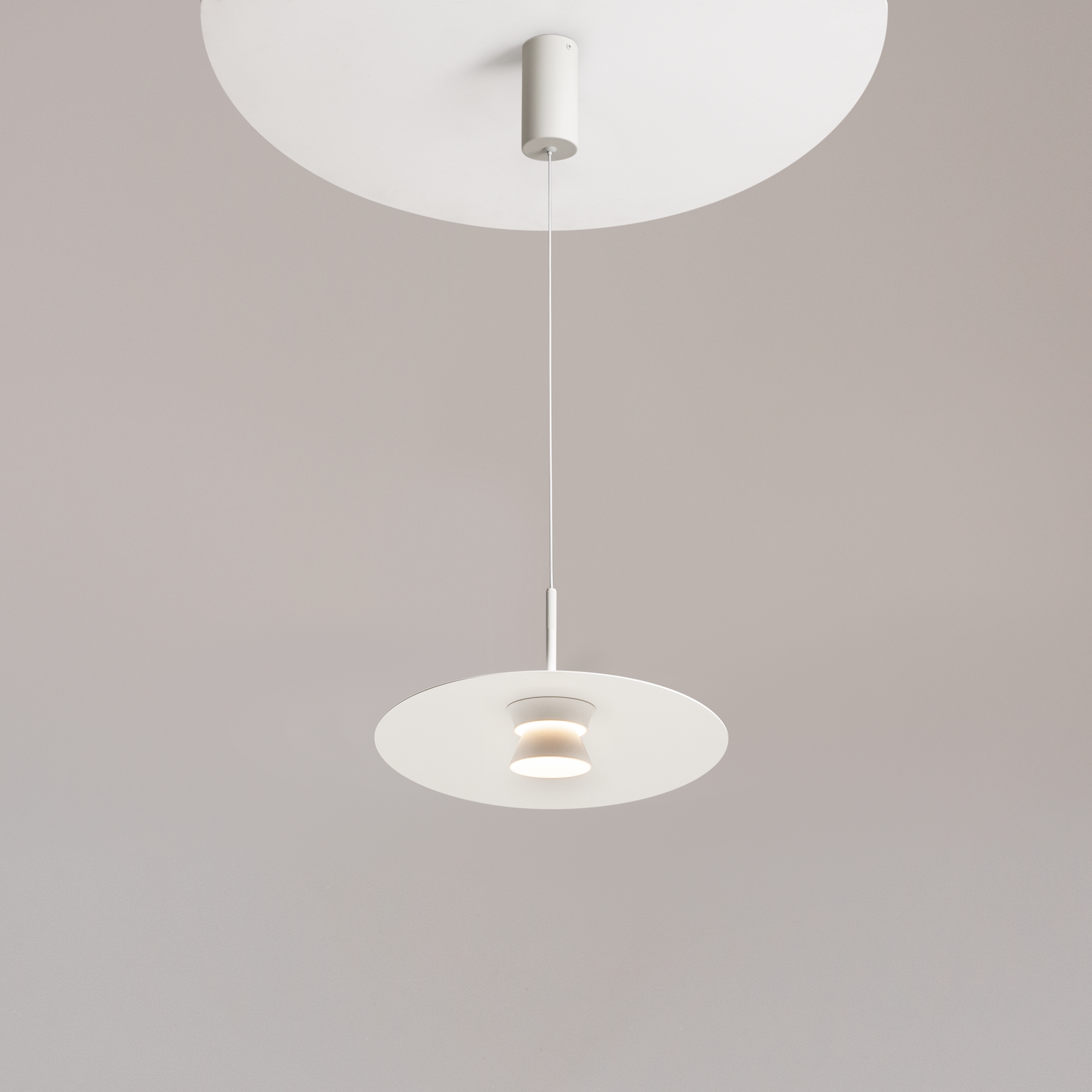 картинка Подвесной светильник Maytoni MOD352PL-L10W3K