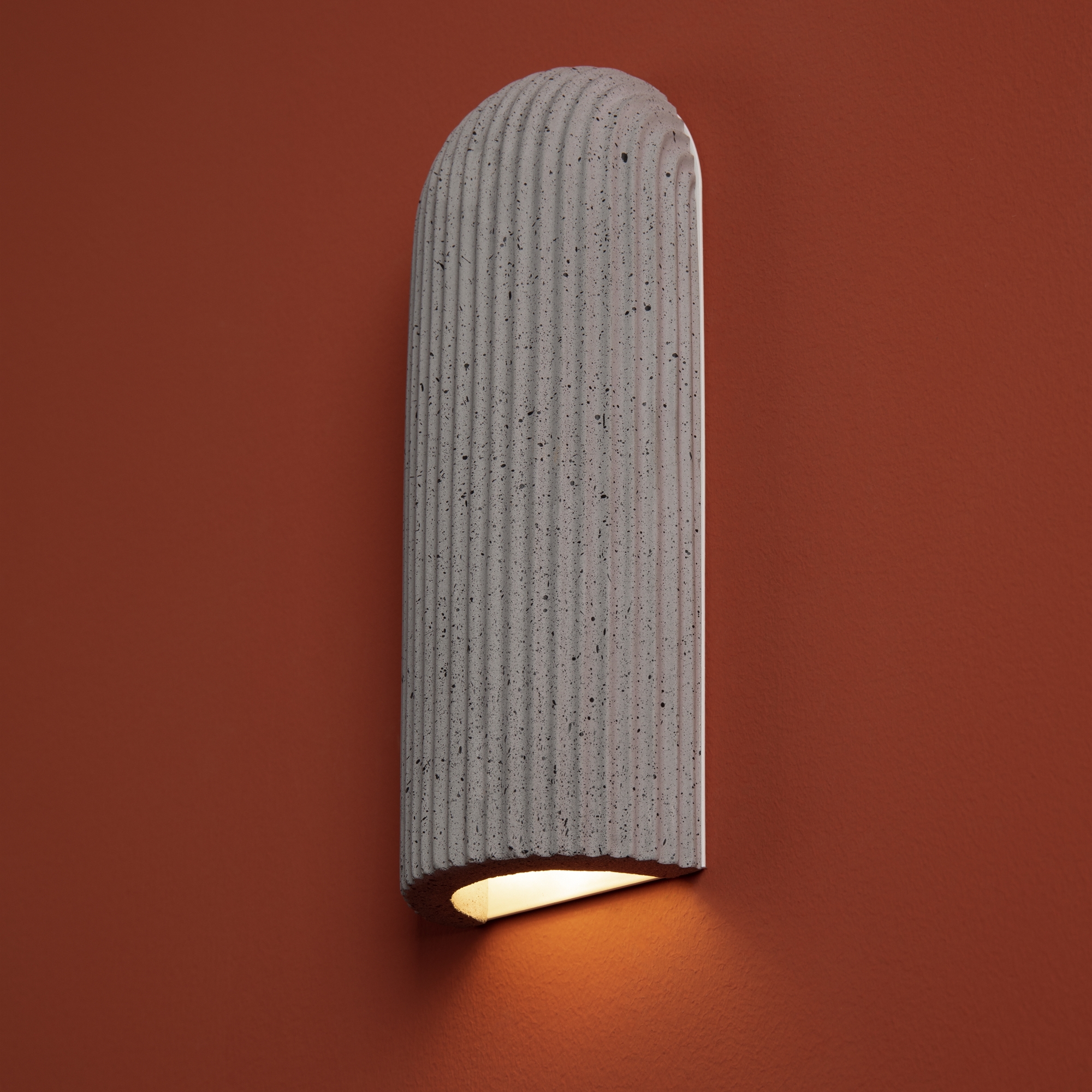 картинка Настенный светильник (бра) Freya FR5582WL-01GF1