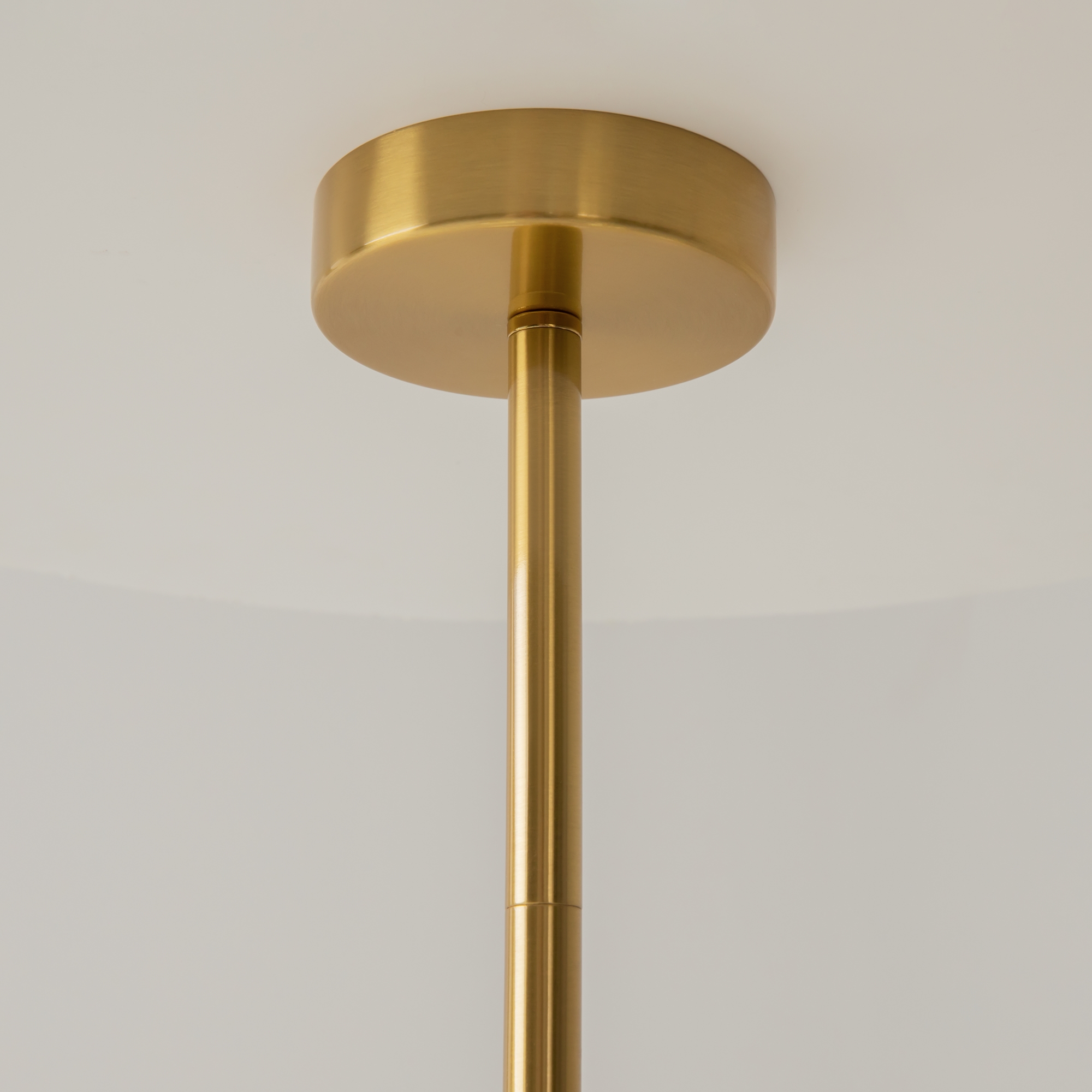 картинка Подвесной светильник Maytoni MOD436PL-07BS