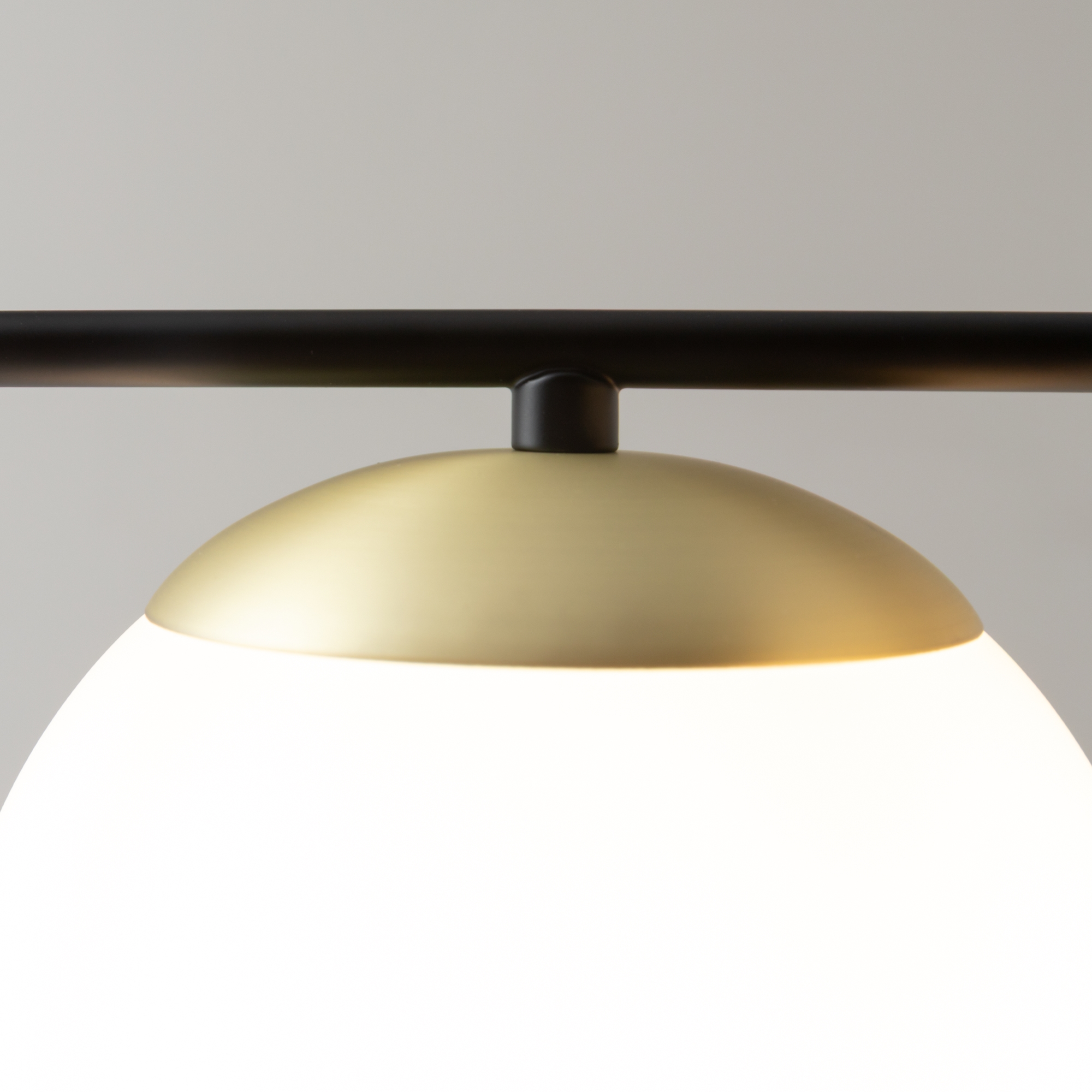 картинка Потолочный светильник Maytoni MOD048CL-06G