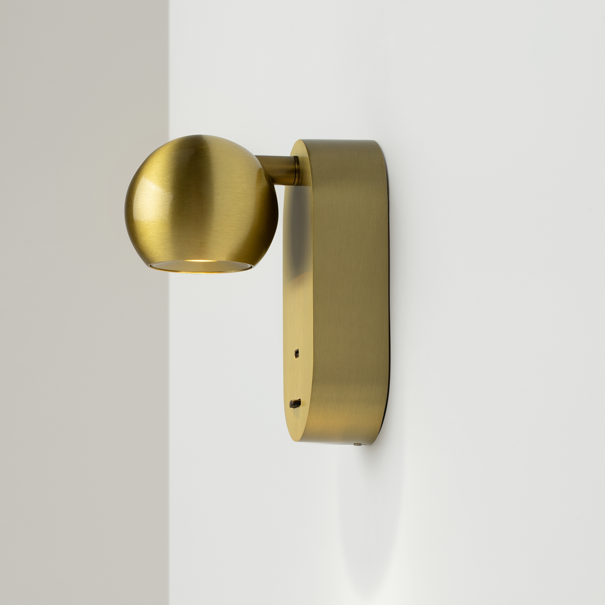 картинка Настенный светильник (бра) Maytoni MOD434WL-L5BS3K