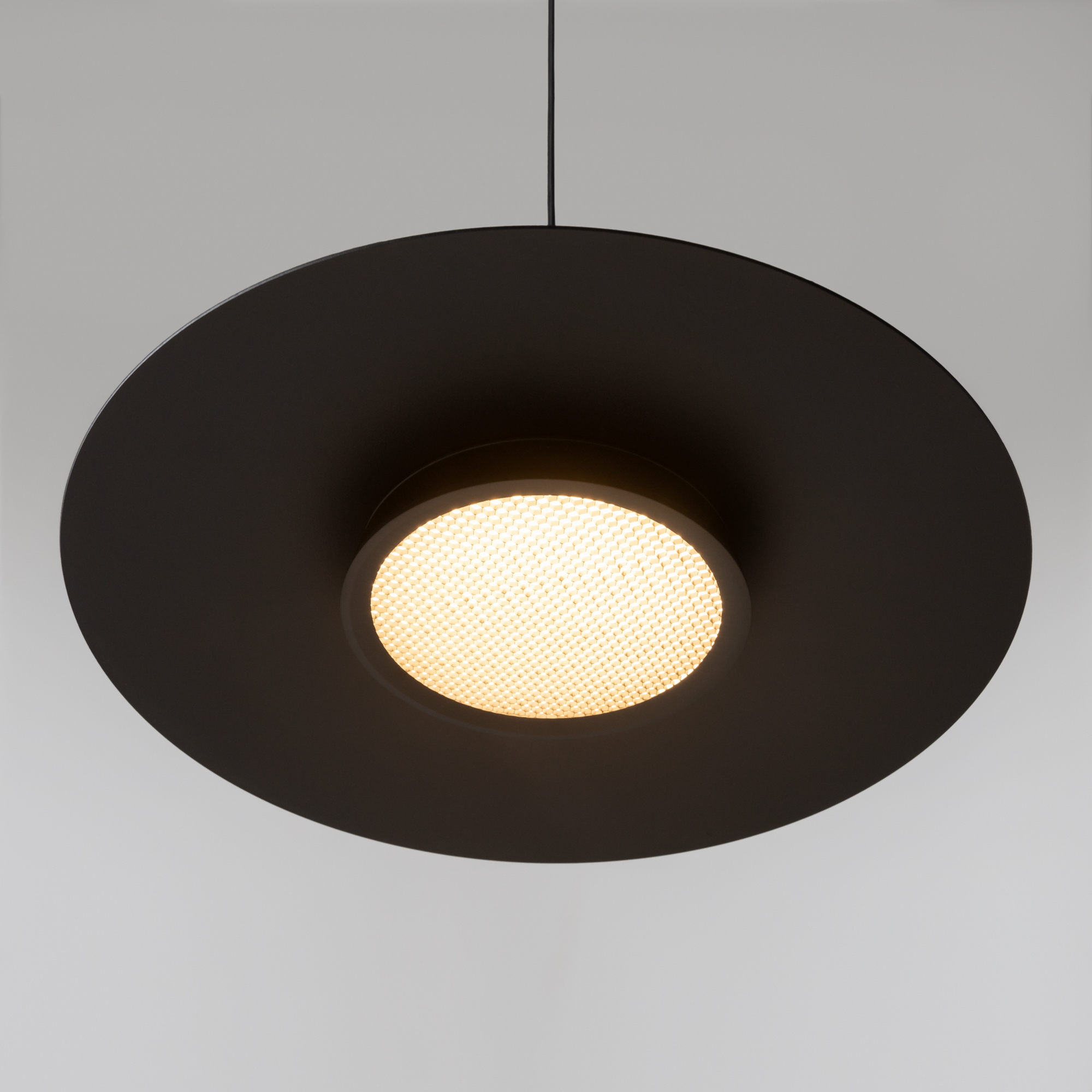 картинка Подвесной светильник Maytoni MOD041PL-L15B3K1