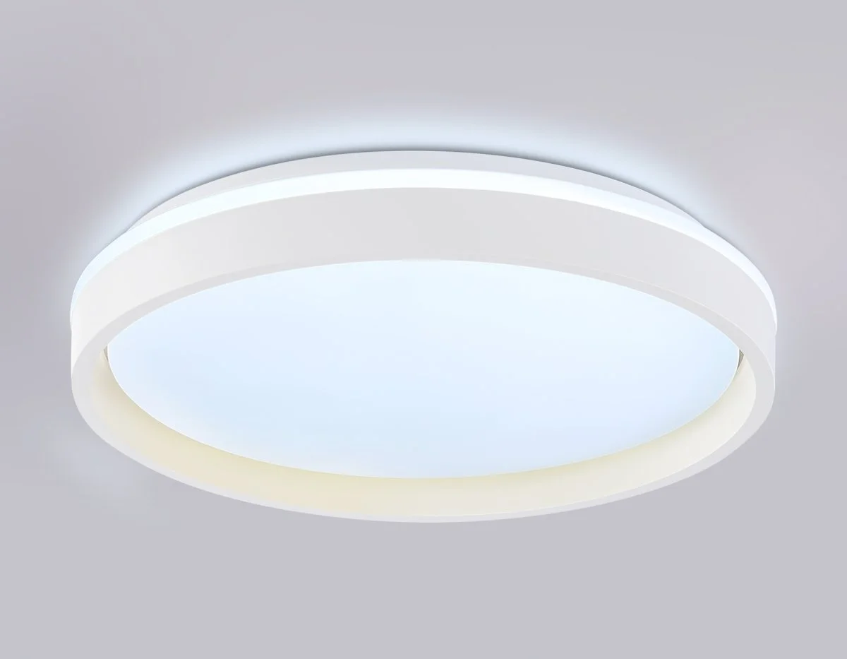 картинка Светодиодный светильник RGB с пультом управления