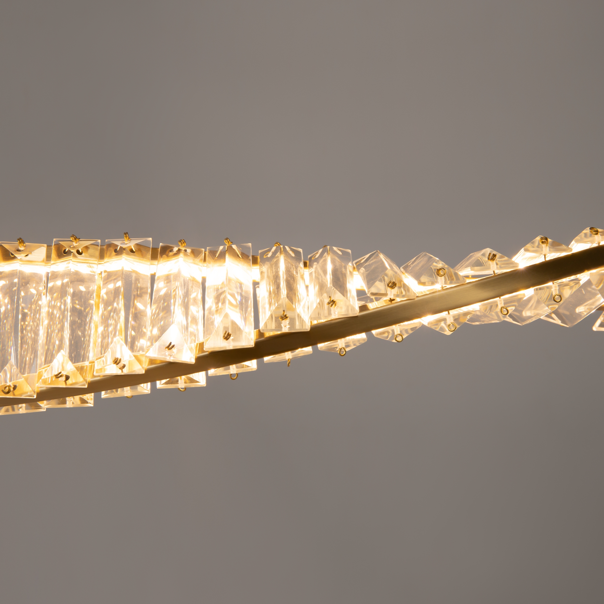 картинка Подвесной светильник Maytoni P097PL-L36BS3K