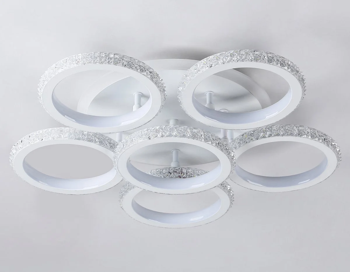 картинка Потолочный светодиодный светильник с пультом