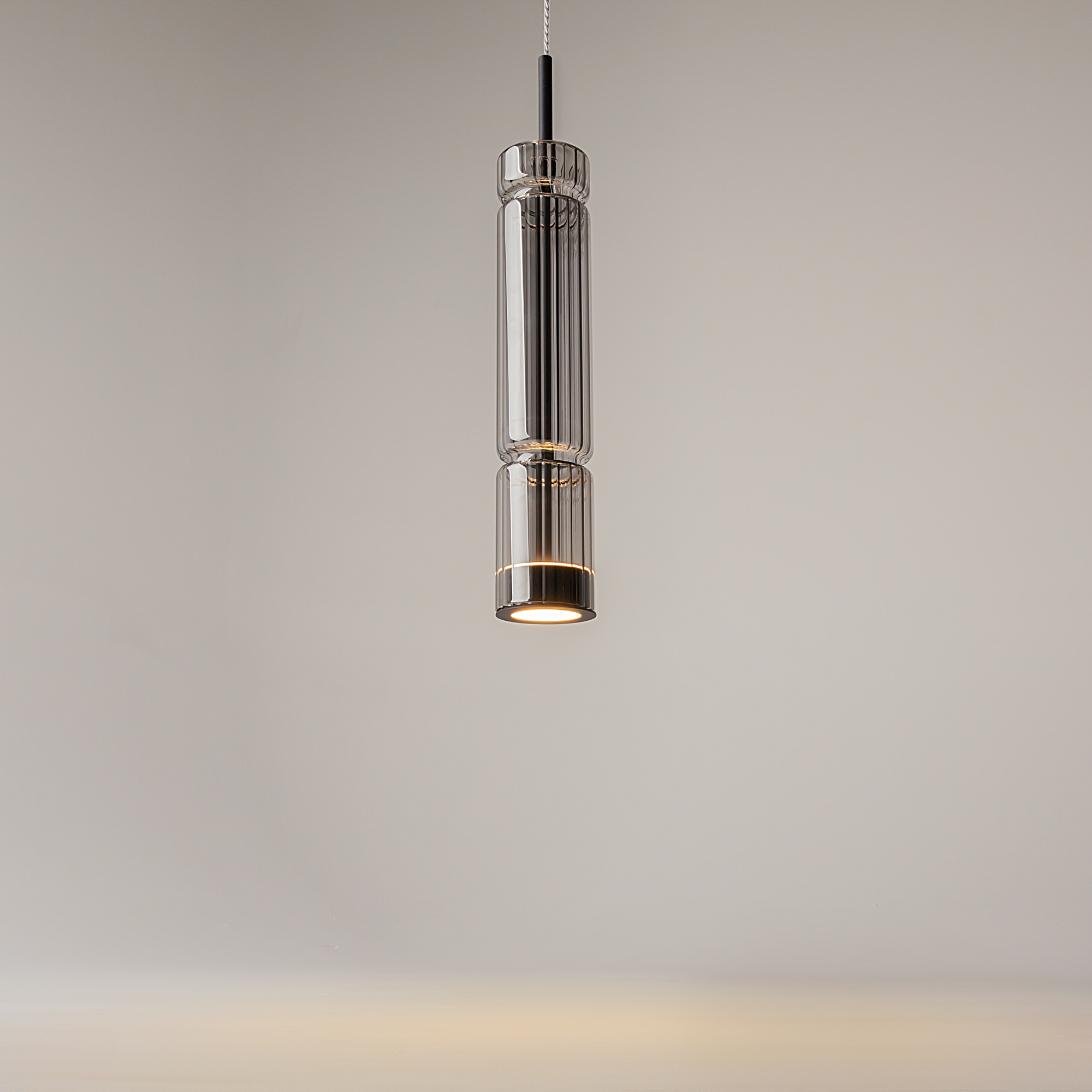 картинка Подвесной светильник Maytoni MOD272PL-L12B3K1