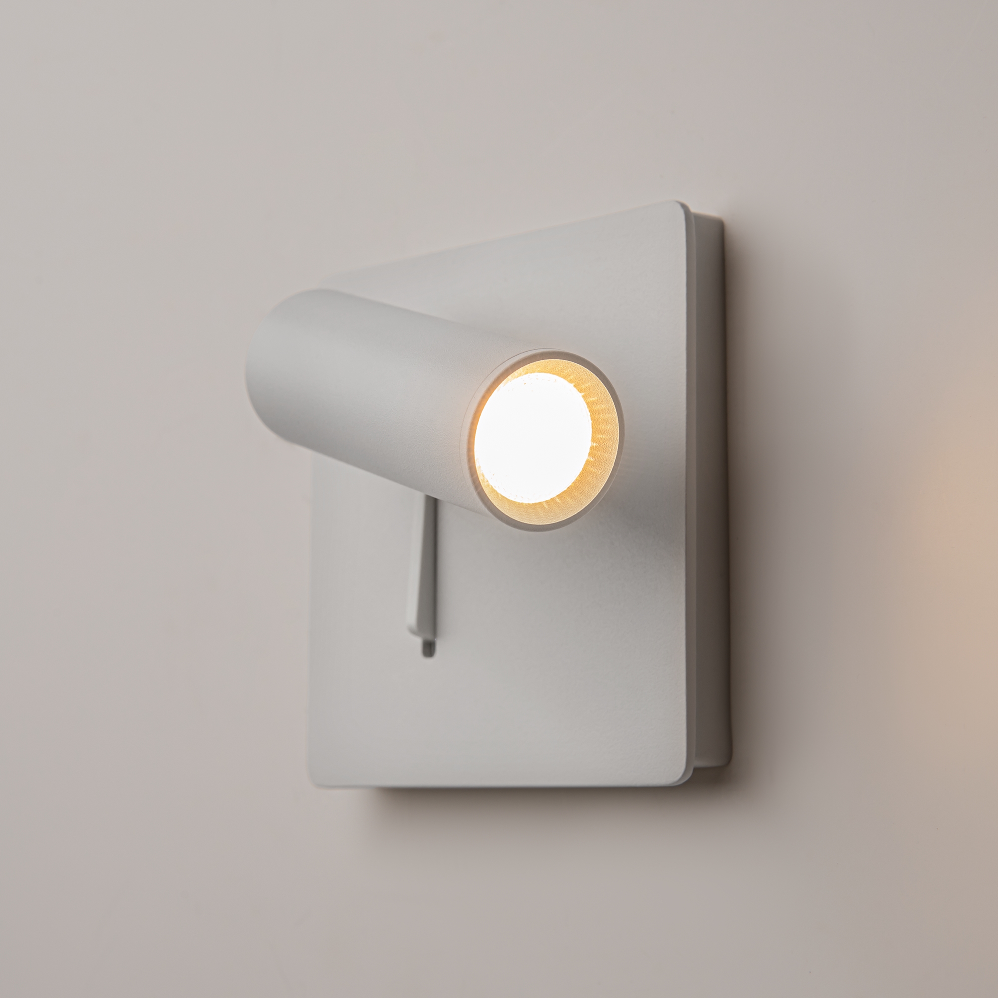 картинка Настенный светильник (бра) Technical C040WL-L3W3K