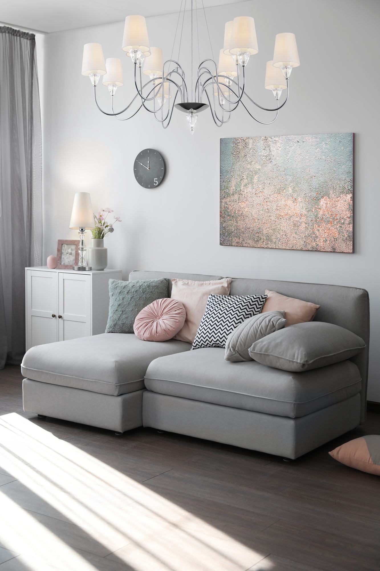 картинка Люстра Maytoni MOD078PL-12CH