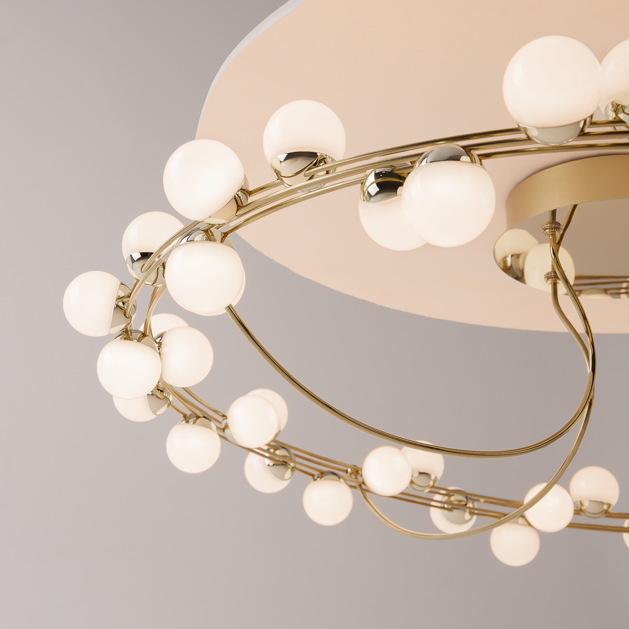 картинка Потолочный светильник Maytoni MOD081CL-L48G3K