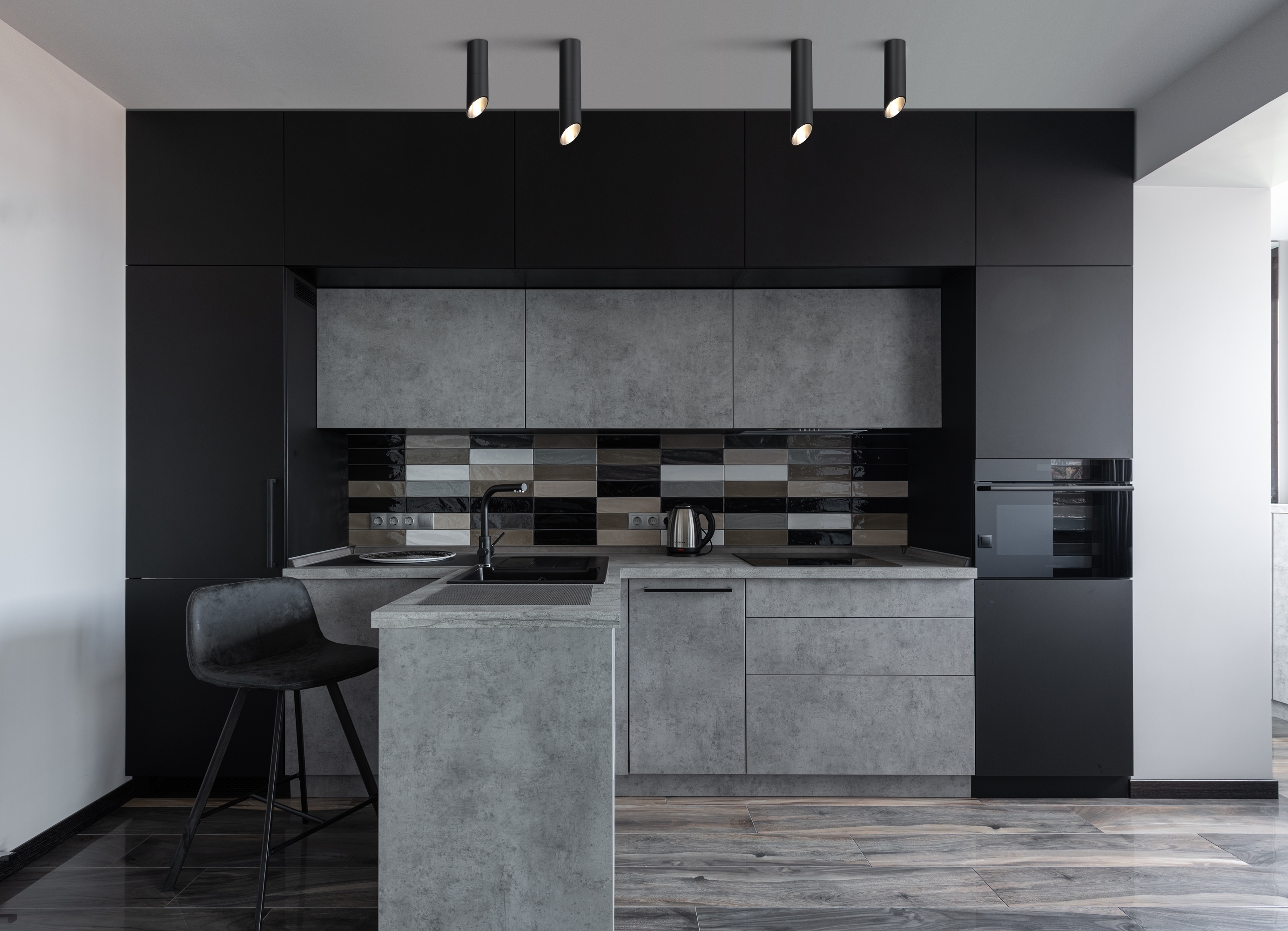 картинка Потолочный светильник Technical C025CL-01B