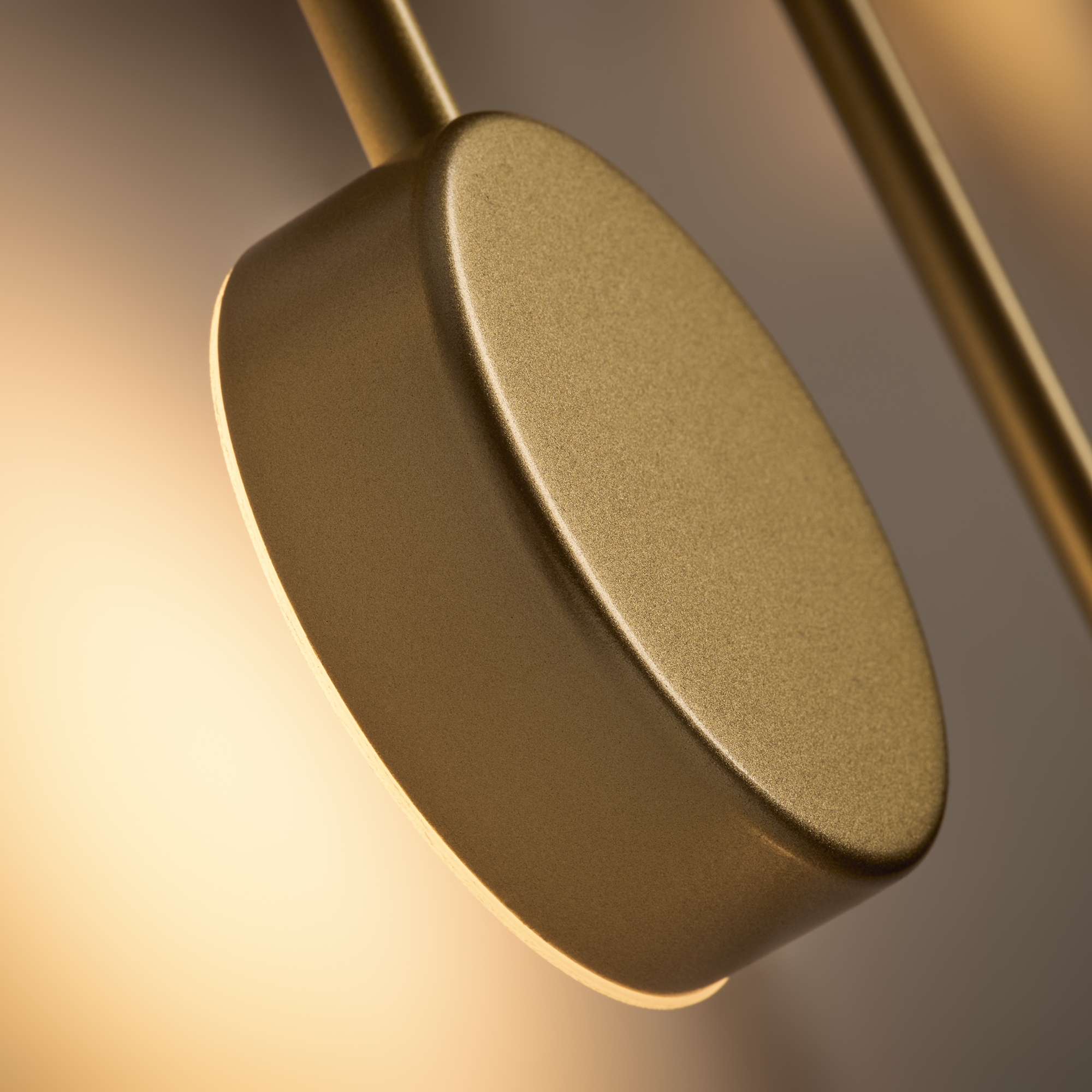 картинка Настенный светильник (бра) Freya FR5440WL-L18G