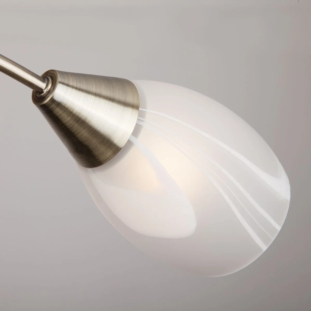 картинка Люстра с хрусталем 30100/3 античная бронза