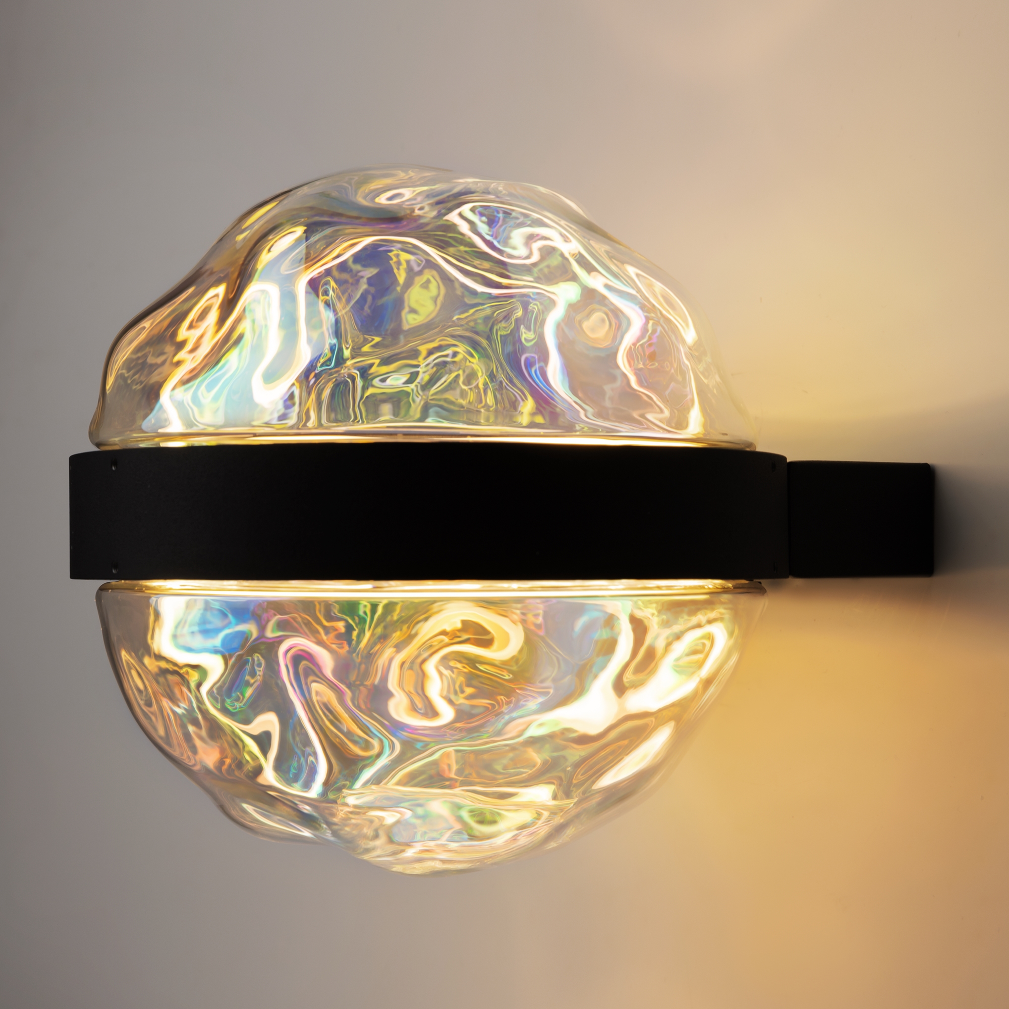 картинка Настенный светильник (бра) Maytoni MOD379WL-L6B3K