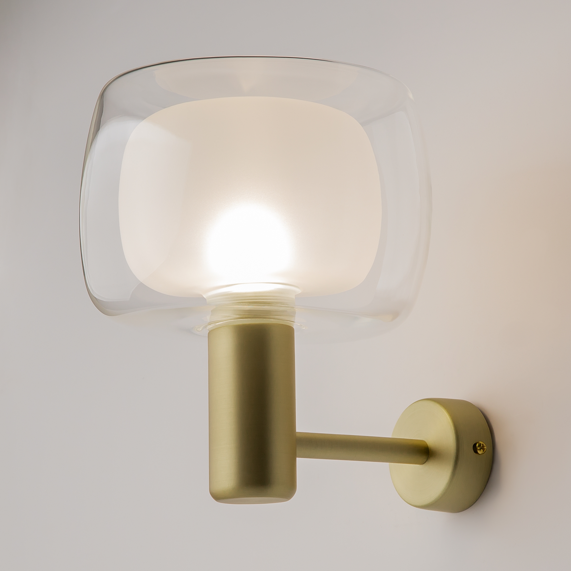 картинка Настенный светильник (бра) Maytoni MOD411WL-01G