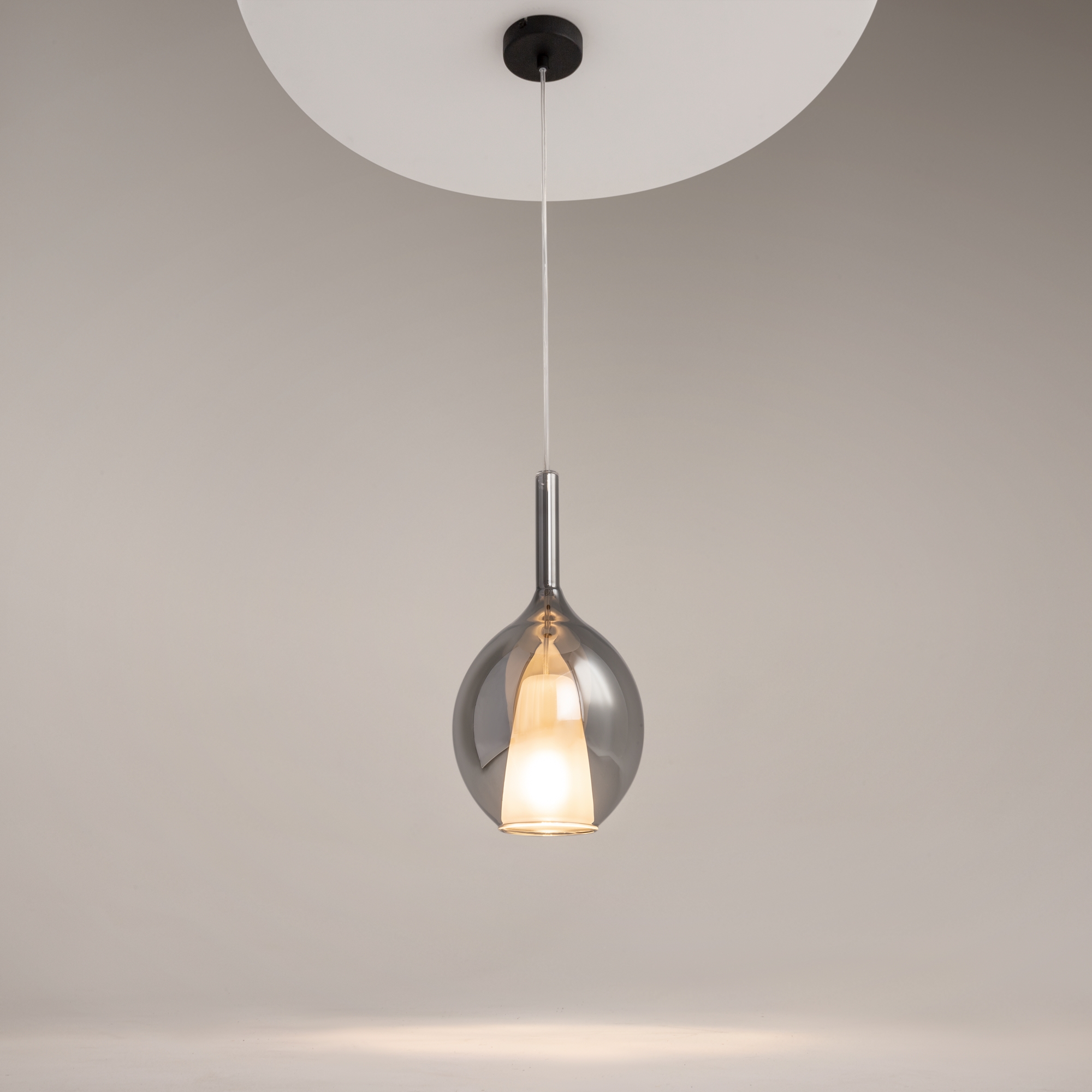 картинка Подвесной светильник Maytoni MOD271PL-01B1