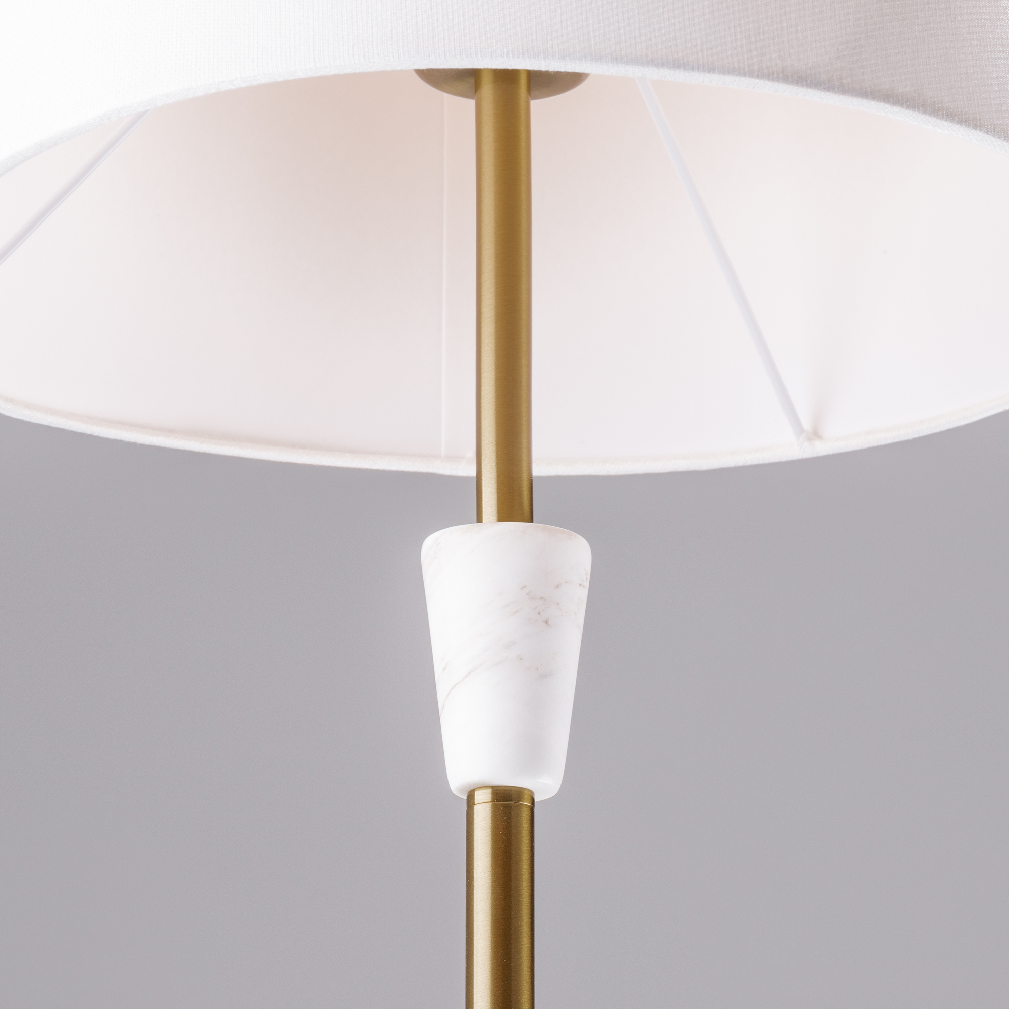 картинка Напольный светильник (торшер) Freya FR5371FL-01BS