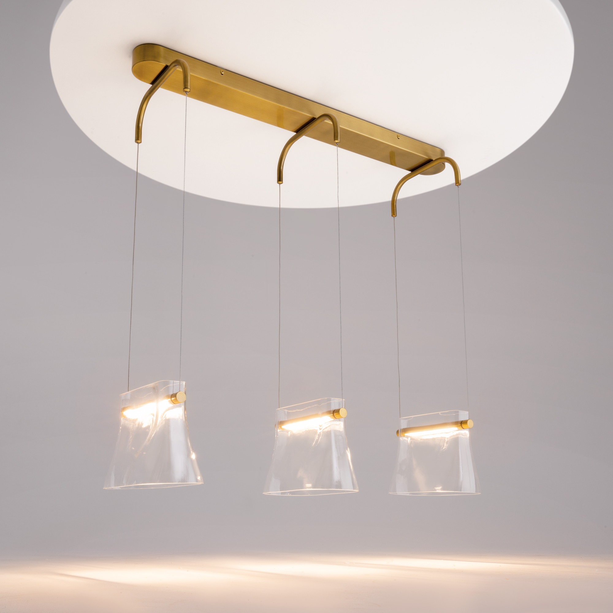 картинка Подвесной светильник Maytoni MOD170PL-L24BS3K