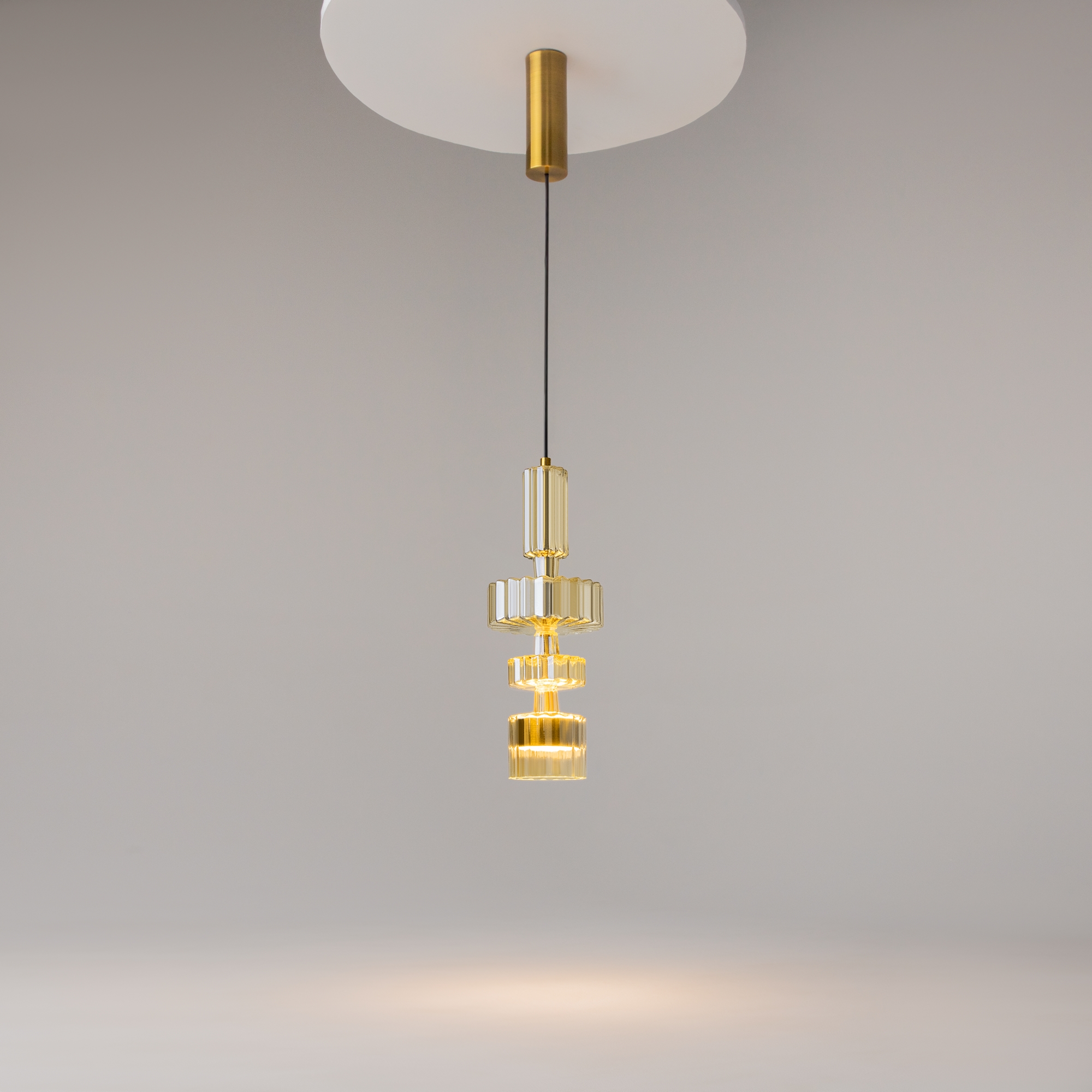 картинка Подвесной светильник Maytoni MOD253PL-L18BS3K3