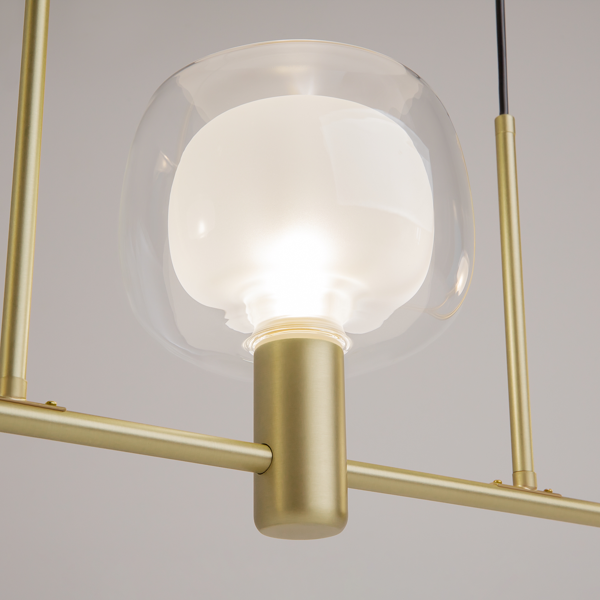 картинка Подвесной светильник Maytoni MOD411PL-03G