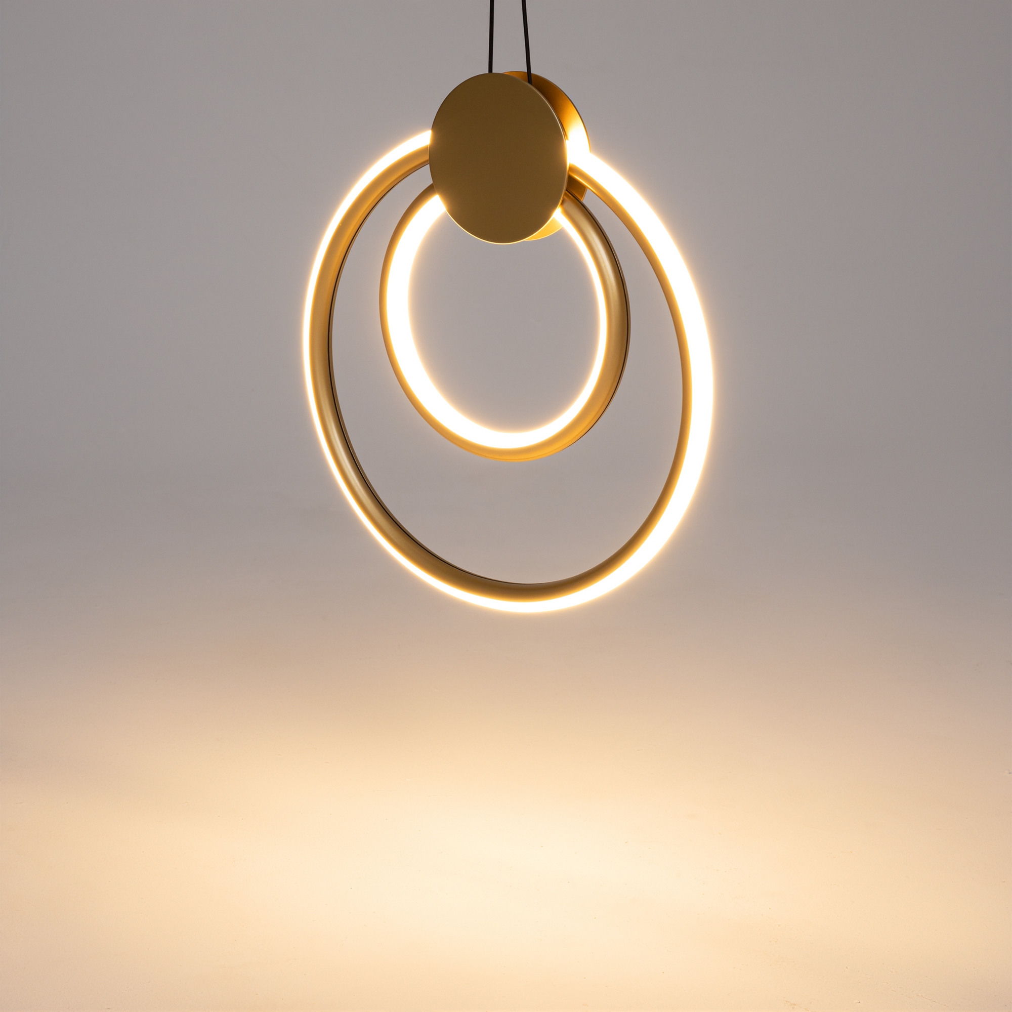 картинка Подвесной светильник Maytoni MOD357PL-L14BS3K